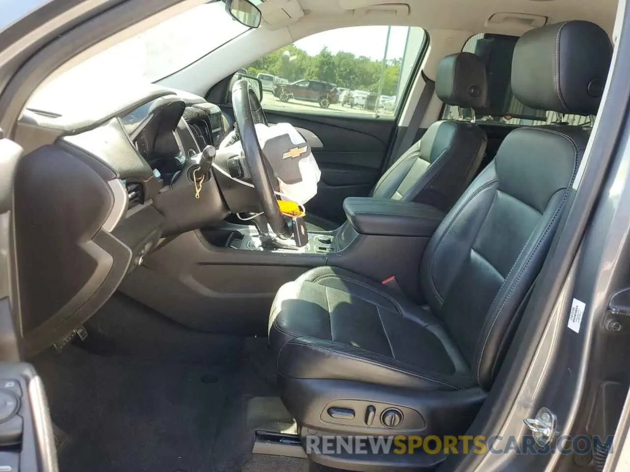 7 Photograph of a damaged car 1GNERHKW7LJ147370 CHEVROLET TRAVERSE 2020
