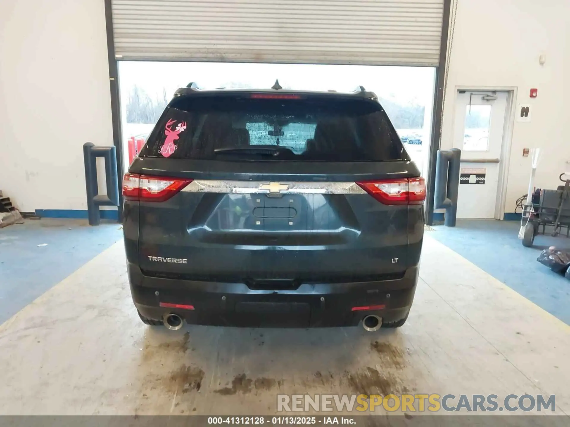 15 Photograph of a damaged car 1GNERHKW7LJ238123 CHEVROLET TRAVERSE 2020