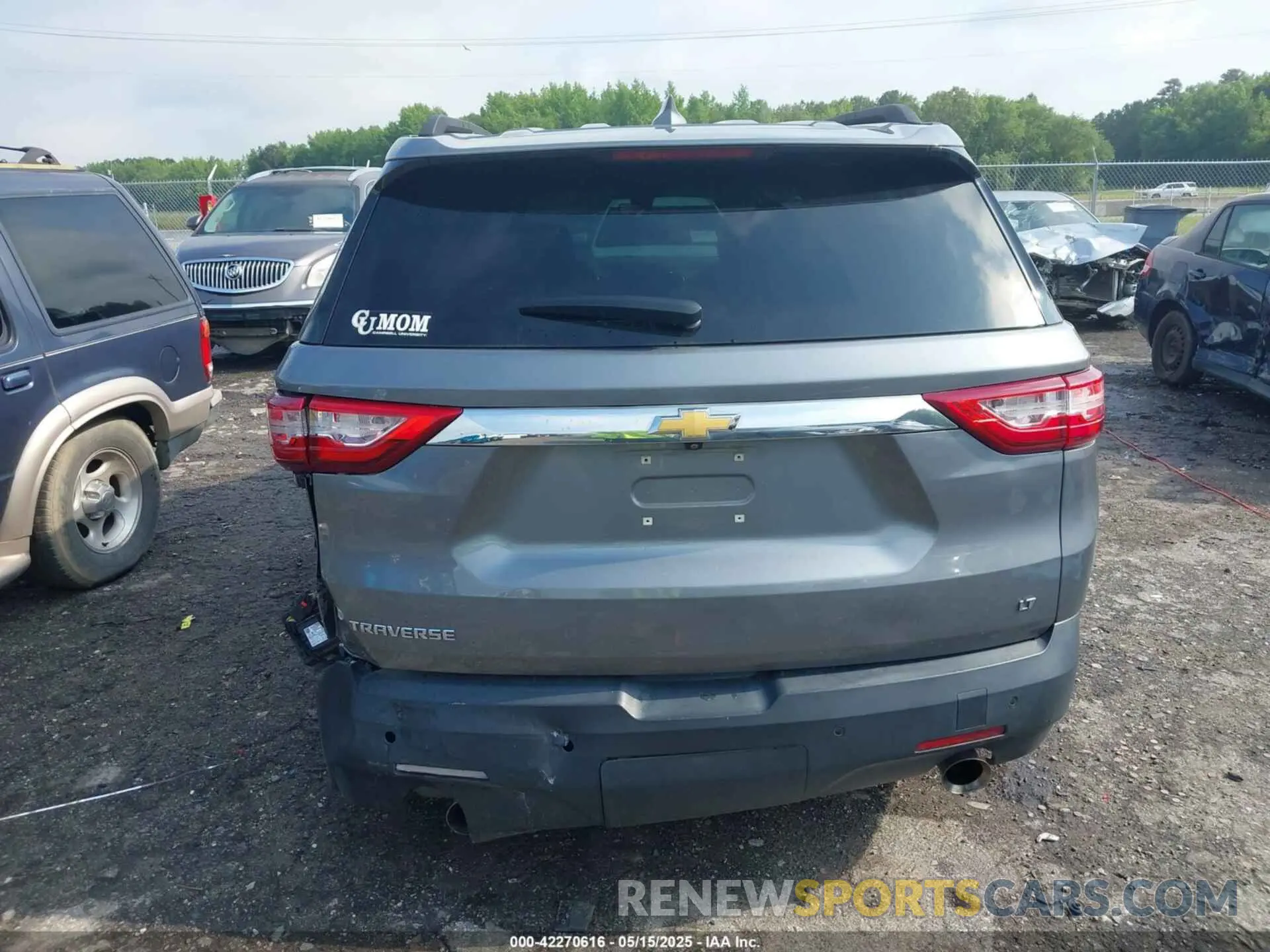 16 Photograph of a damaged car 1GNERHKW7LJ309689 CHEVROLET TRAVERSE 2020