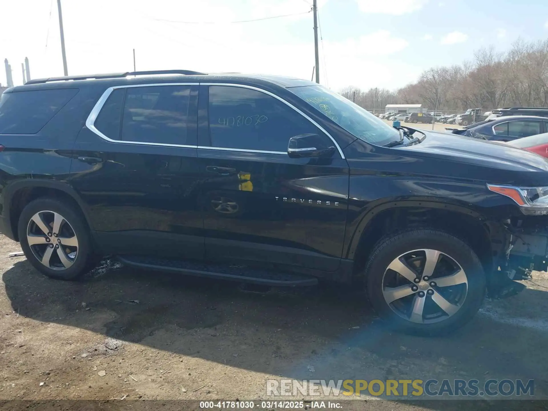 14 Photograph of a damaged car 1GNERHKW7LJ323401 CHEVROLET TRAVERSE 2020