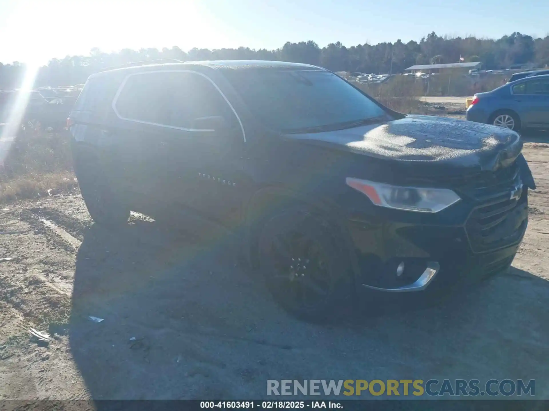 1 Photograph of a damaged car 1GNERHKW7LJ329361 CHEVROLET TRAVERSE 2020