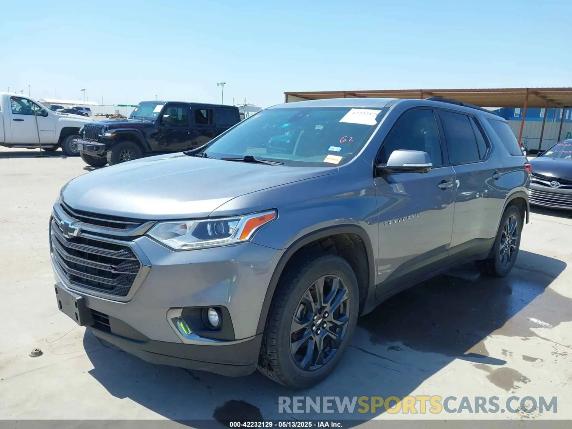 2 Photograph of a damaged car 1GNERJKW0LJ267972 CHEVROLET TRAVERSE 2020