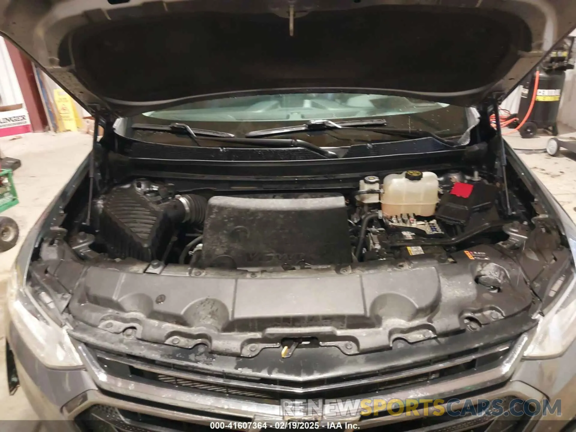 10 Photograph of a damaged car 1GNERJKW1LJ264529 CHEVROLET TRAVERSE 2020
