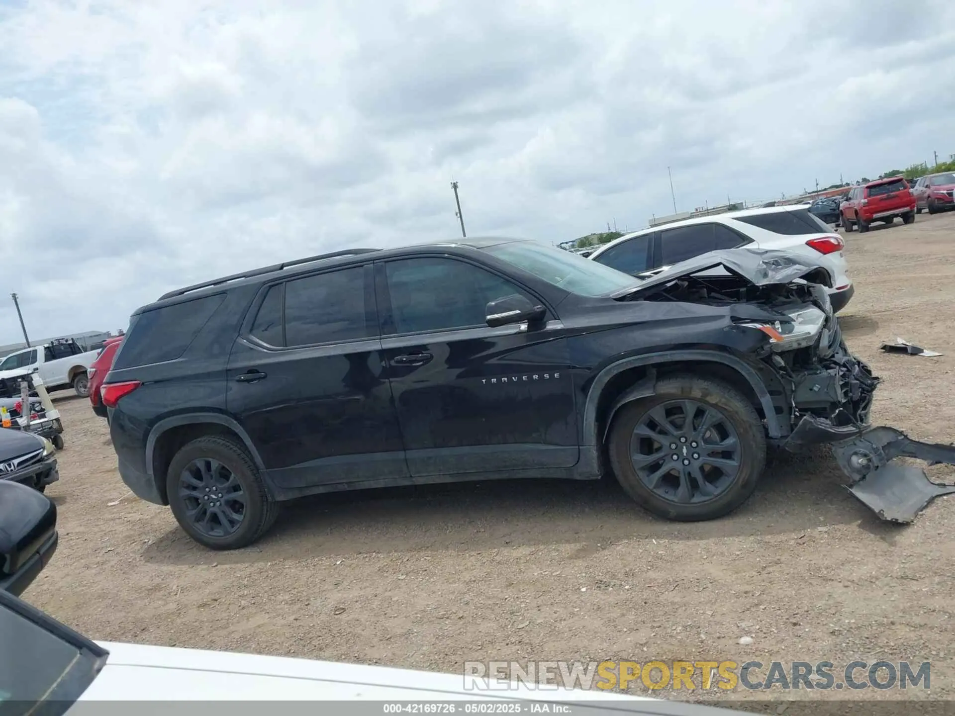 12 Photograph of a damaged car 1GNERJKW2LJ133285 CHEVROLET TRAVERSE 2020