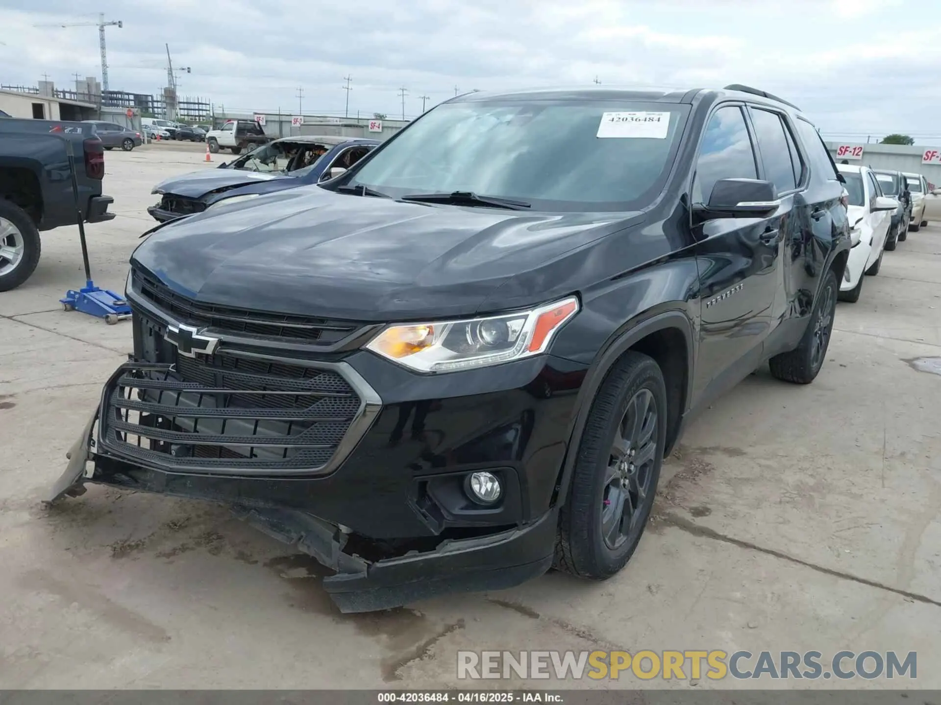 2 Photograph of a damaged car 1GNERJKW4LJ308006 CHEVROLET TRAVERSE 2020