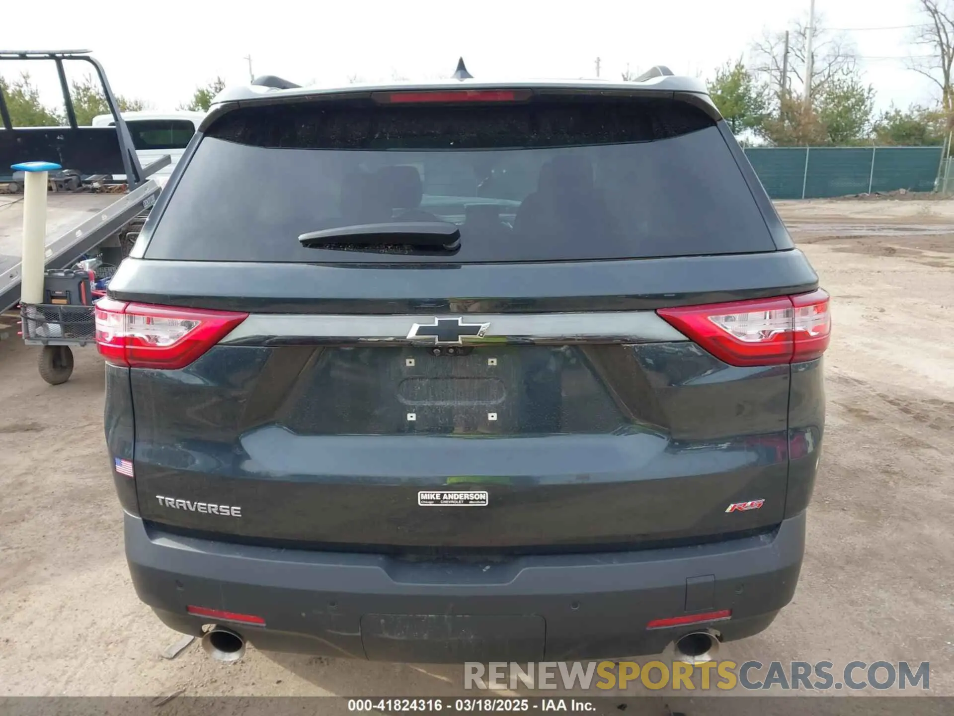 16 Photograph of a damaged car 1GNERJKW5LJ272939 CHEVROLET TRAVERSE 2020