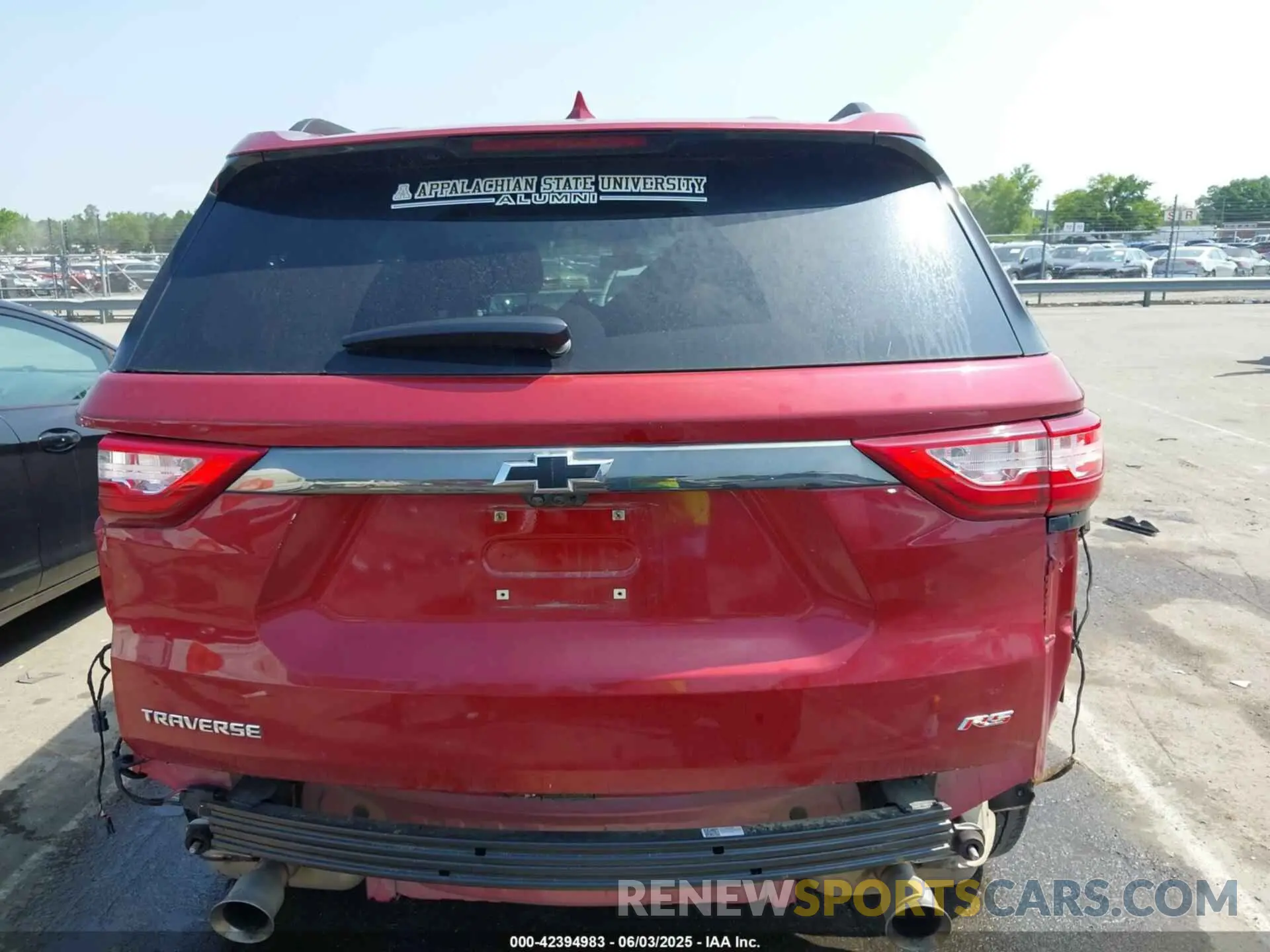 16 Photograph of a damaged car 1GNERJKW7LJ170140 CHEVROLET TRAVERSE 2020