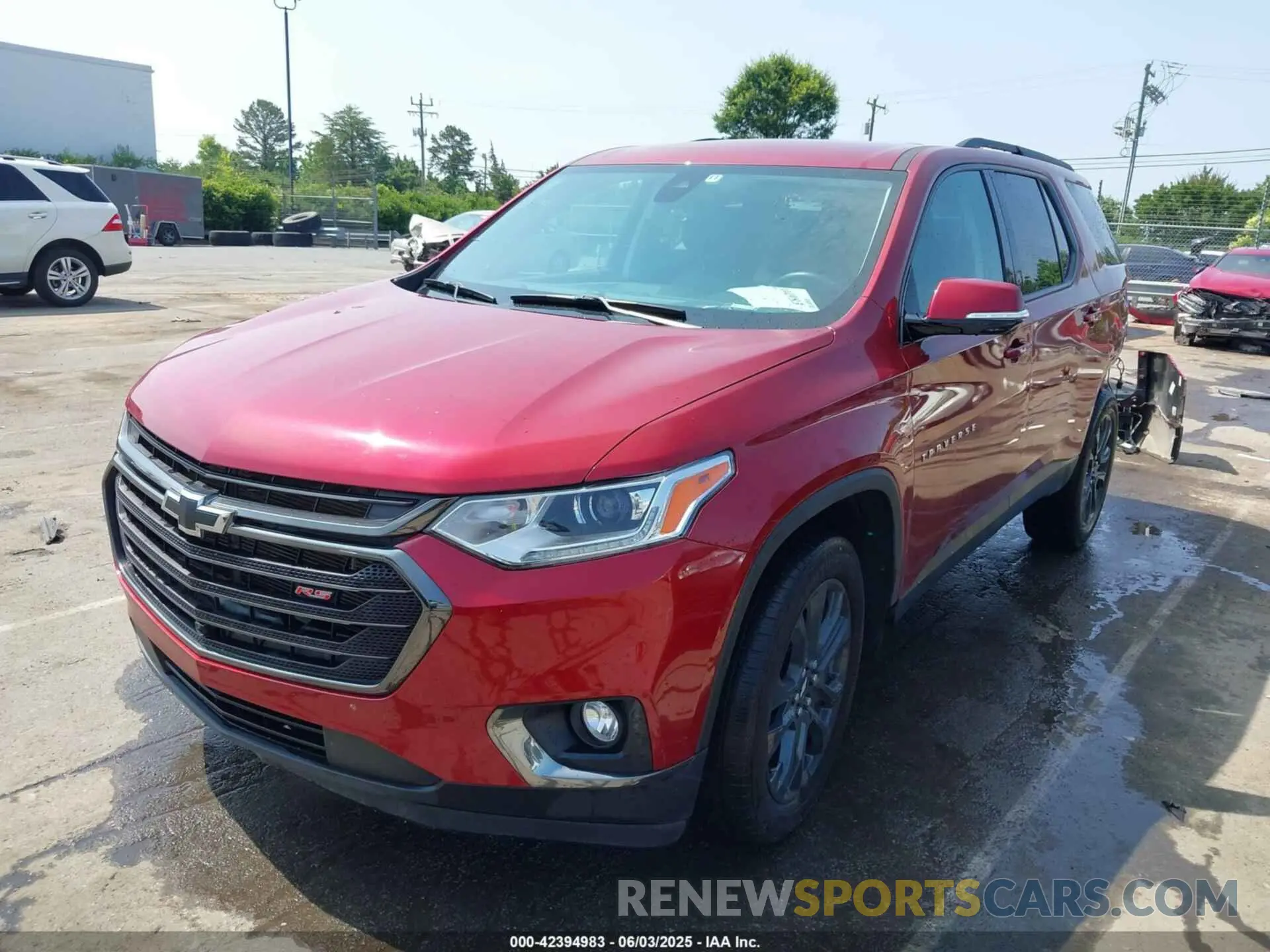 2 Photograph of a damaged car 1GNERJKW7LJ170140 CHEVROLET TRAVERSE 2020