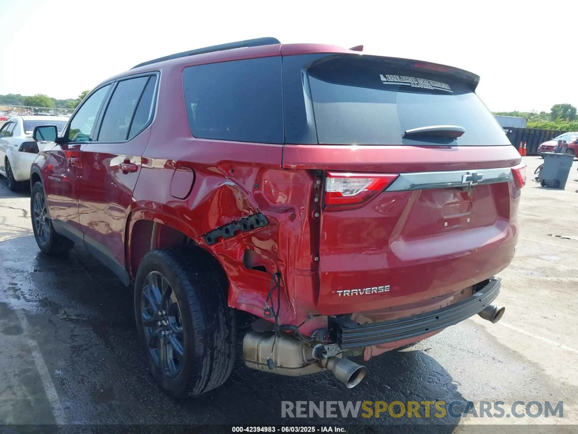 3 Photograph of a damaged car 1GNERJKW7LJ170140 CHEVROLET TRAVERSE 2020