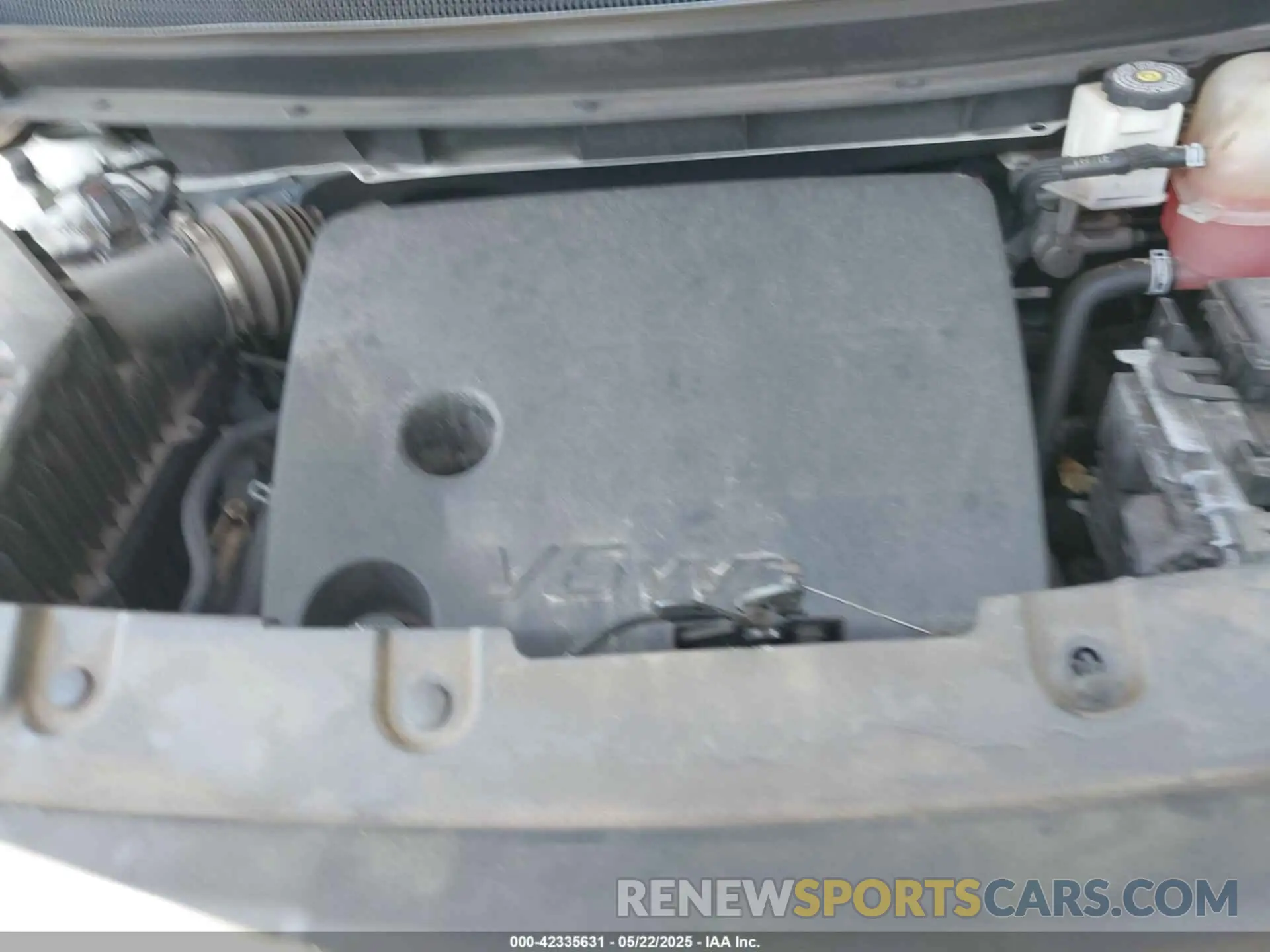 10 Photograph of a damaged car 1GNERJKW9LJ298430 CHEVROLET TRAVERSE 2020