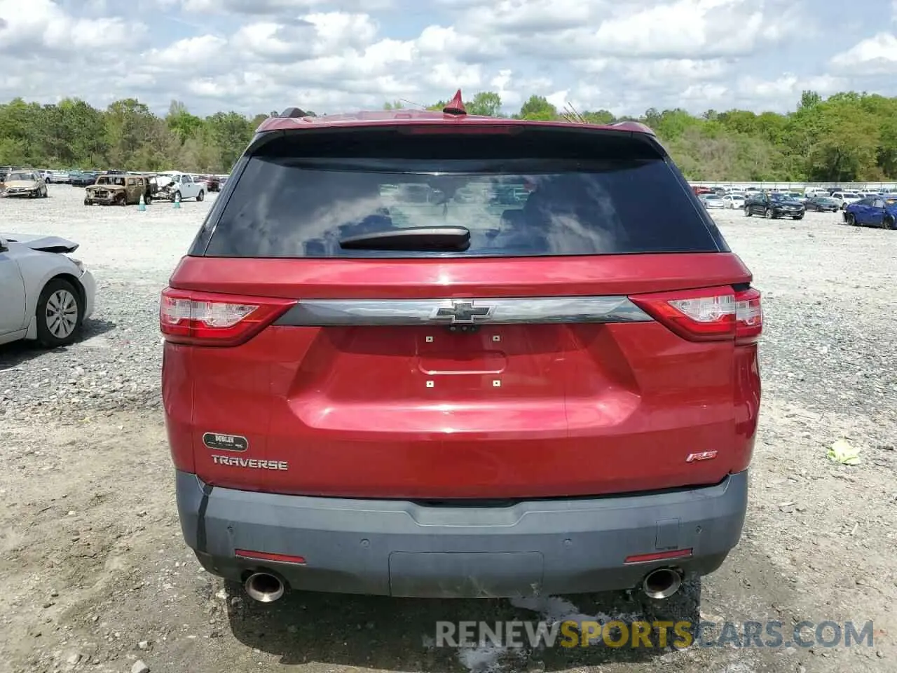 6 Photograph of a damaged car 1GNERJKWXLJ292751 CHEVROLET TRAVERSE 2020