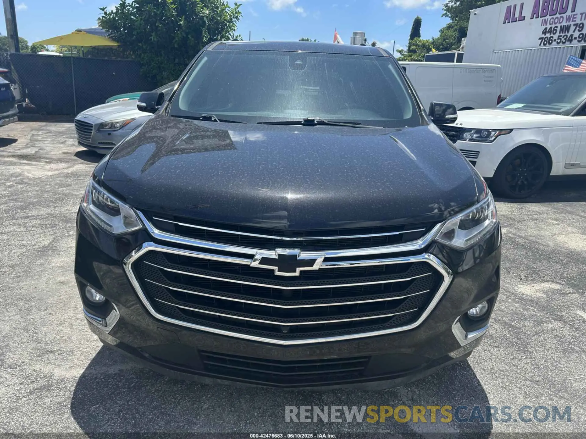 13 Photograph of a damaged car 1GNERKKW2LJ102589 CHEVROLET TRAVERSE 2020