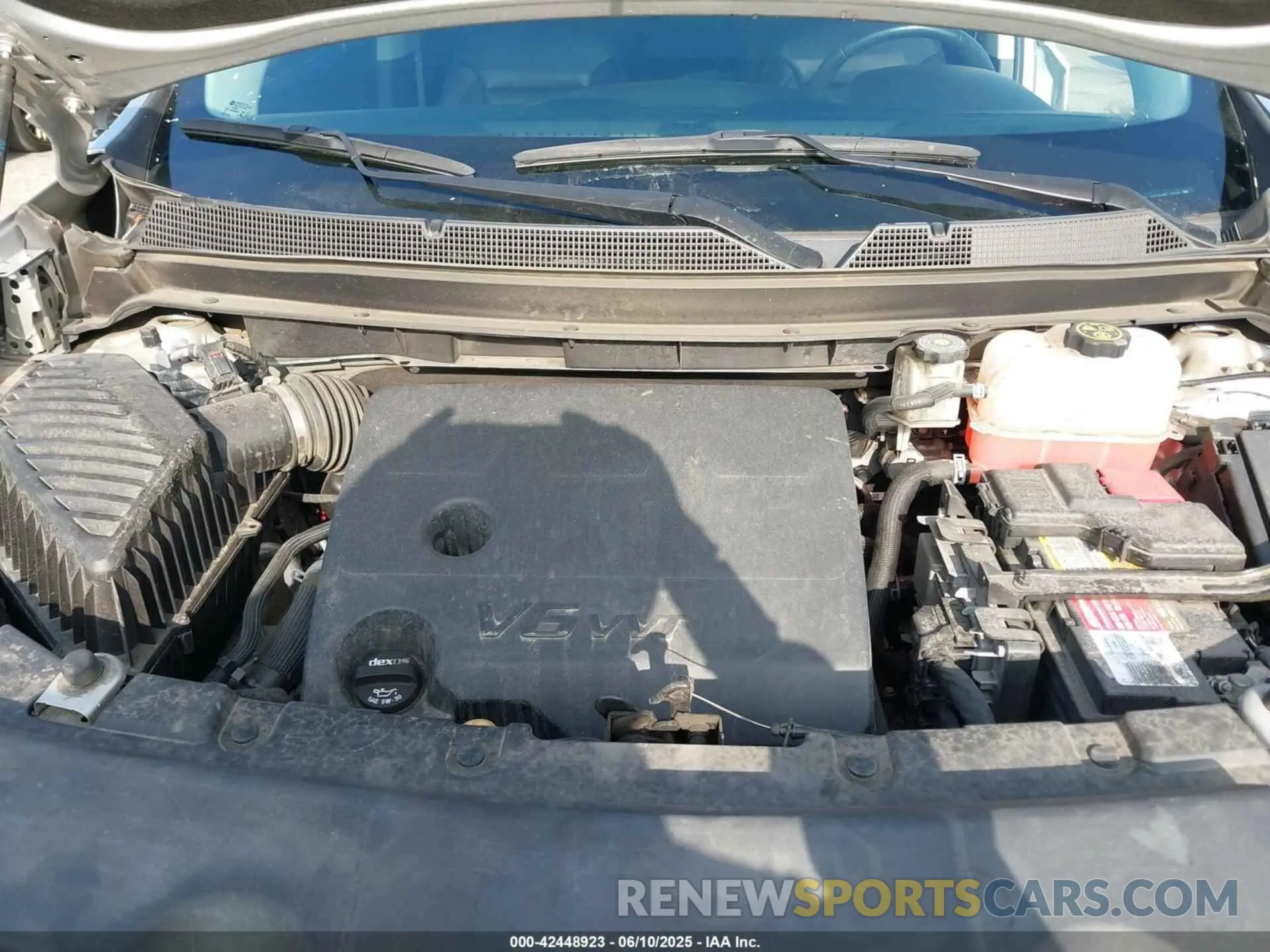 10 Photograph of a damaged car 1GNERKKW2LJ210226 CHEVROLET TRAVERSE 2020
