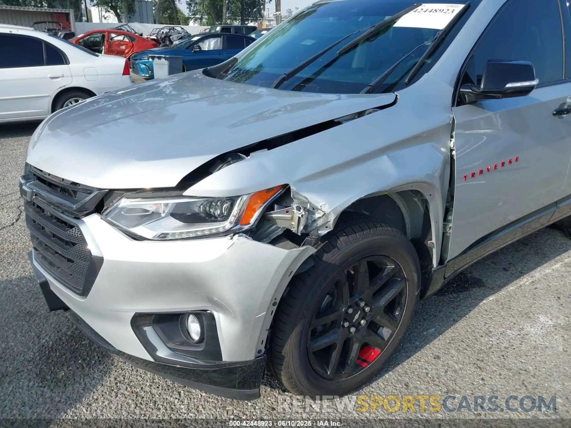 17 Photograph of a damaged car 1GNERKKW2LJ210226 CHEVROLET TRAVERSE 2020