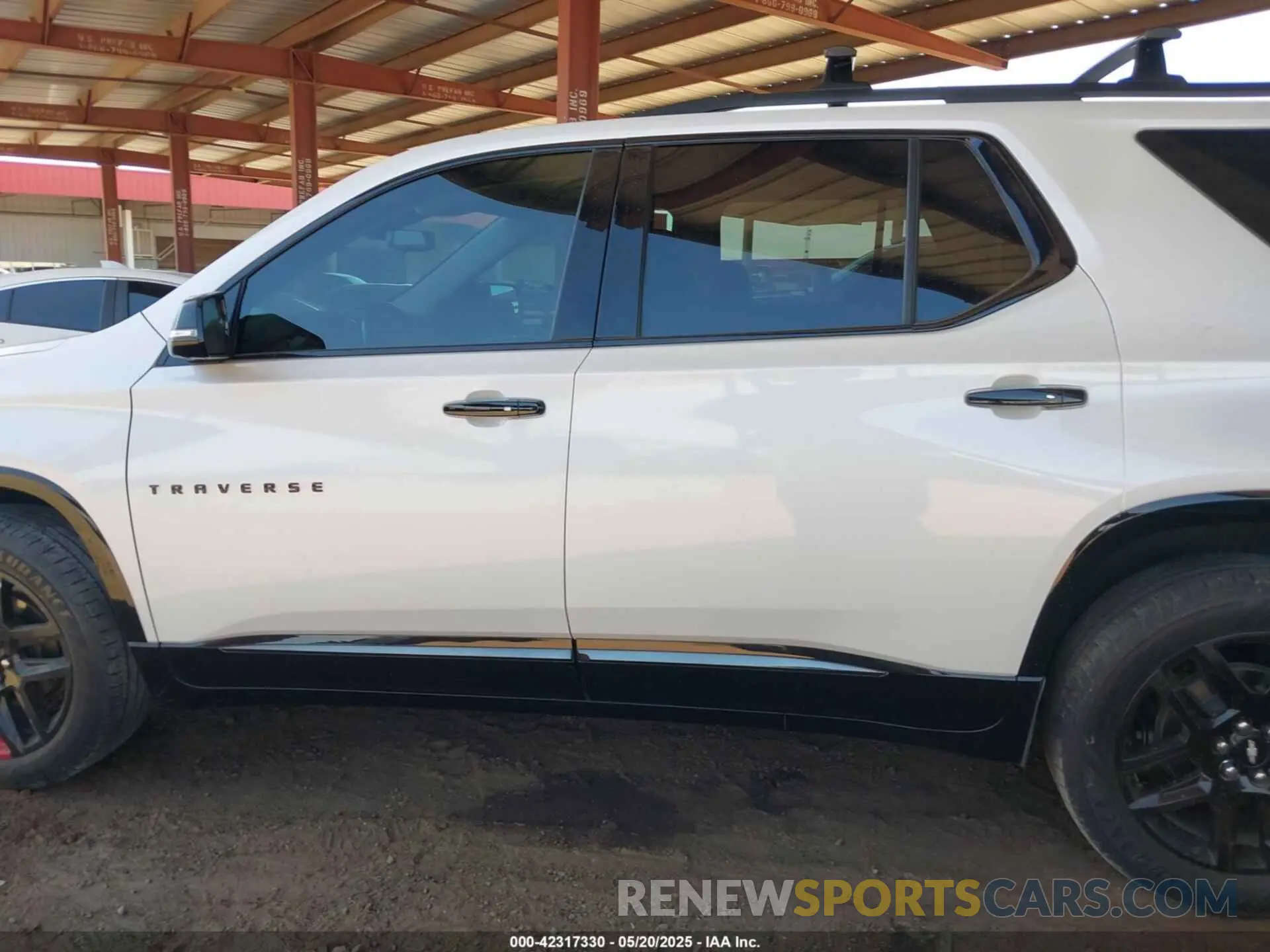 14 Photograph of a damaged car 1GNERKKW3LJ117912 CHEVROLET TRAVERSE 2020