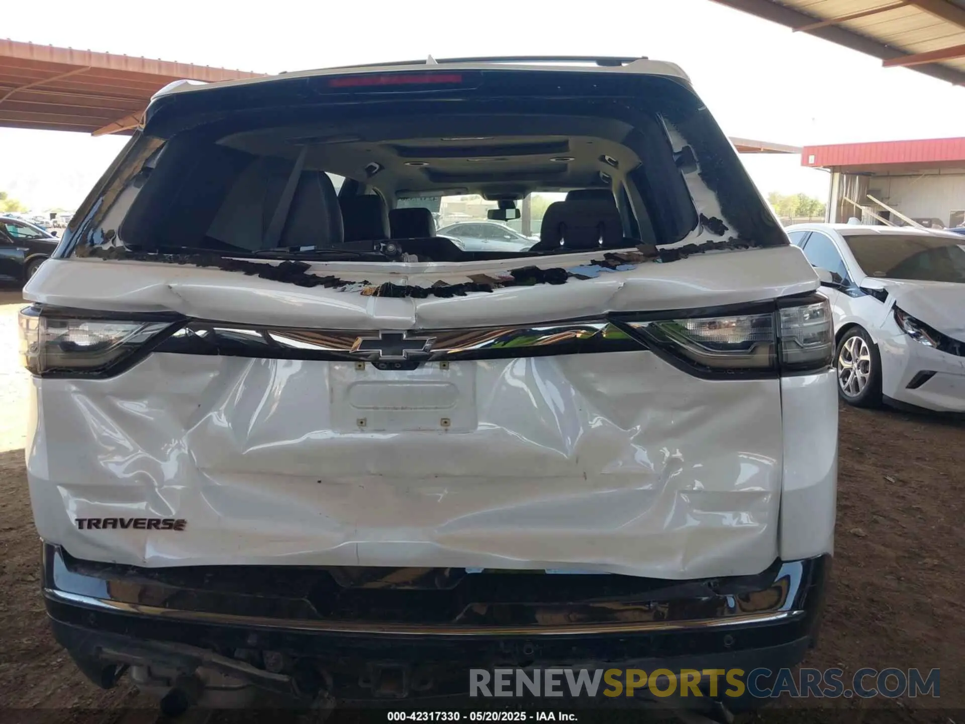 16 Photograph of a damaged car 1GNERKKW3LJ117912 CHEVROLET TRAVERSE 2020