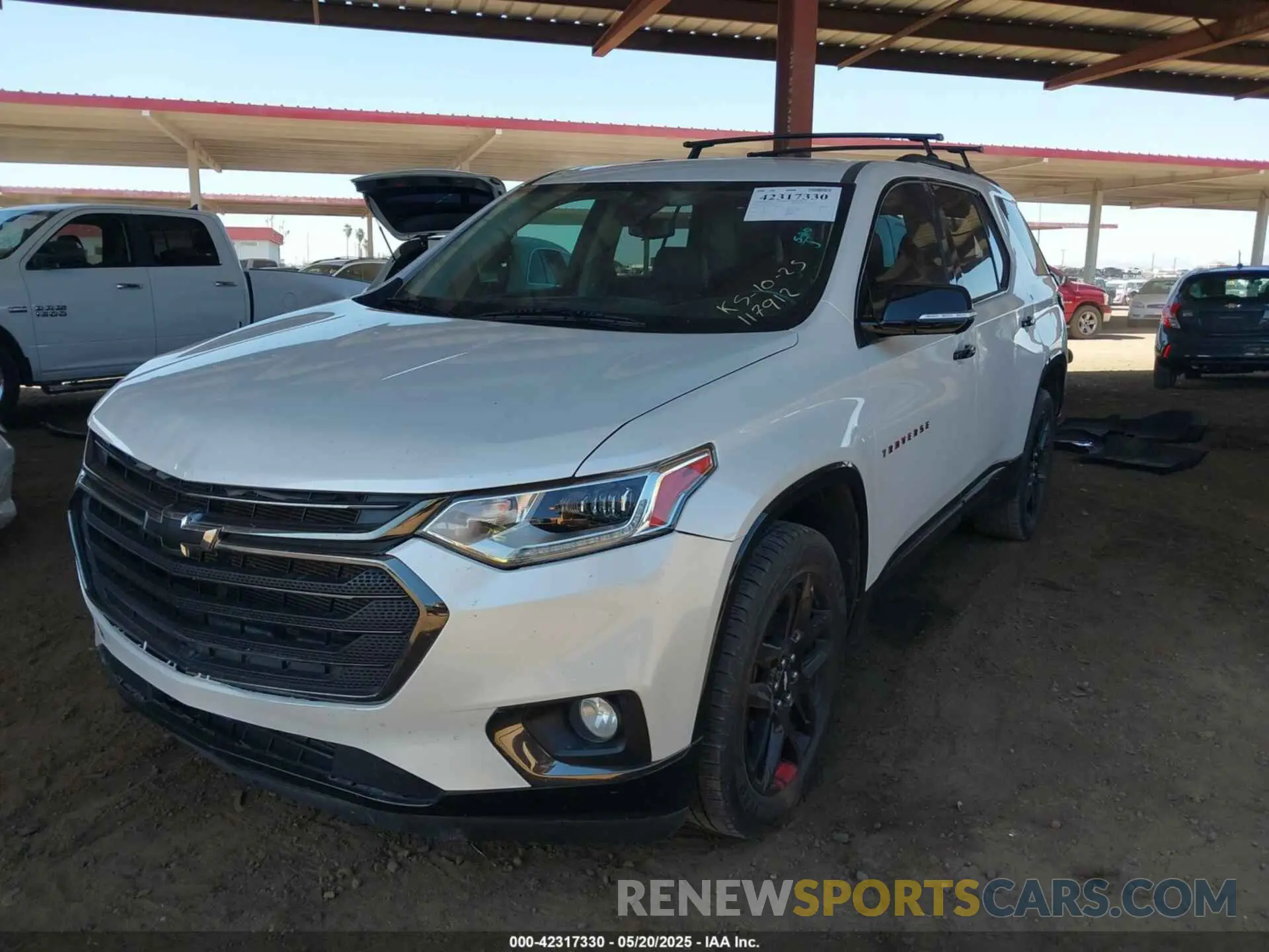 2 Photograph of a damaged car 1GNERKKW3LJ117912 CHEVROLET TRAVERSE 2020