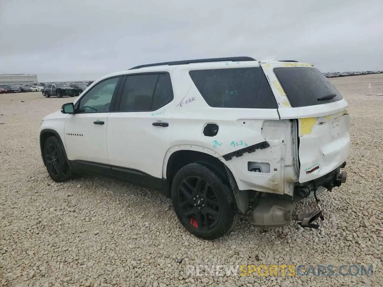 2 Photograph of a damaged car 1GNERKKW3LJ266840 CHEVROLET TRAVERSE 2020