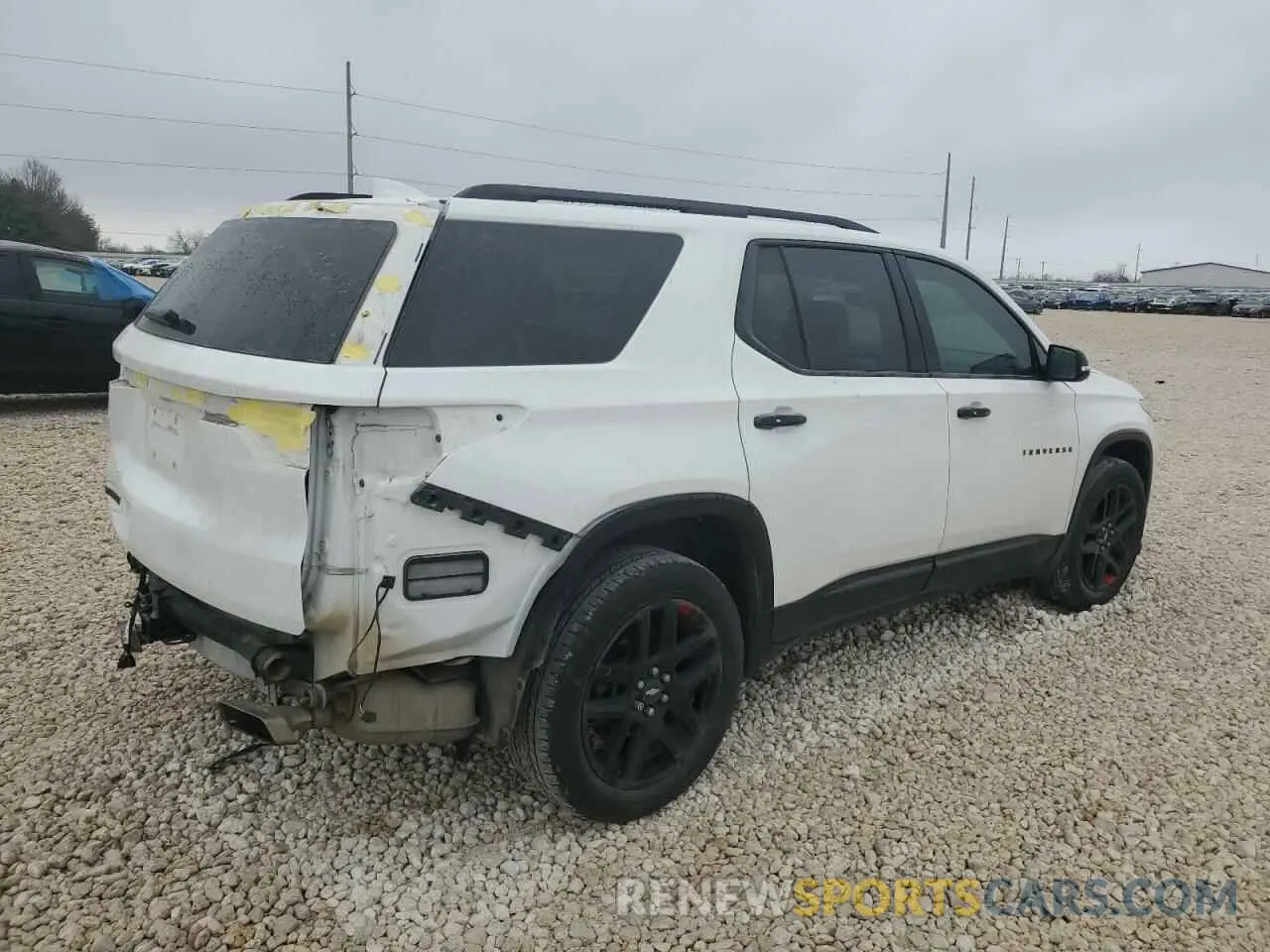 3 Photograph of a damaged car 1GNERKKW3LJ266840 CHEVROLET TRAVERSE 2020