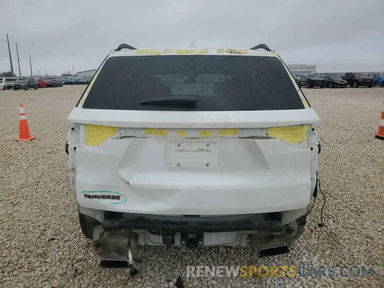 6 Photograph of a damaged car 1GNERKKW3LJ266840 CHEVROLET TRAVERSE 2020