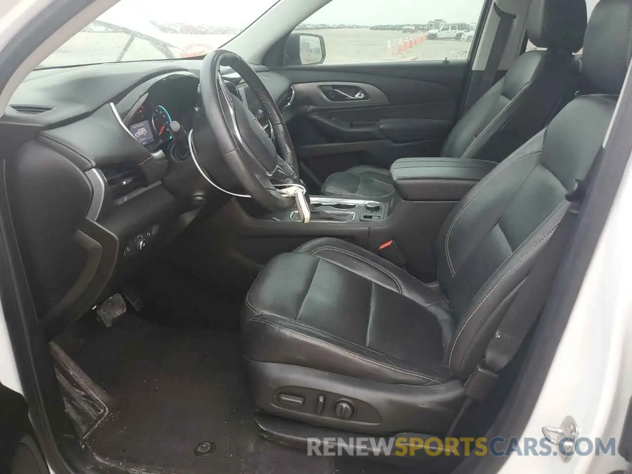 7 Photograph of a damaged car 1GNERKKW3LJ266840 CHEVROLET TRAVERSE 2020