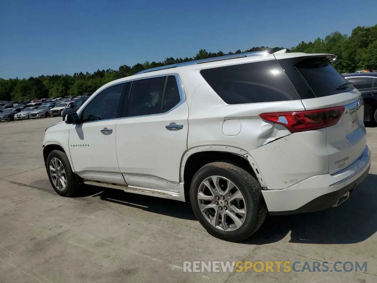 2 Photograph of a damaged car 1GNERKKW4LJ284036 CHEVROLET TRAVERSE 2020