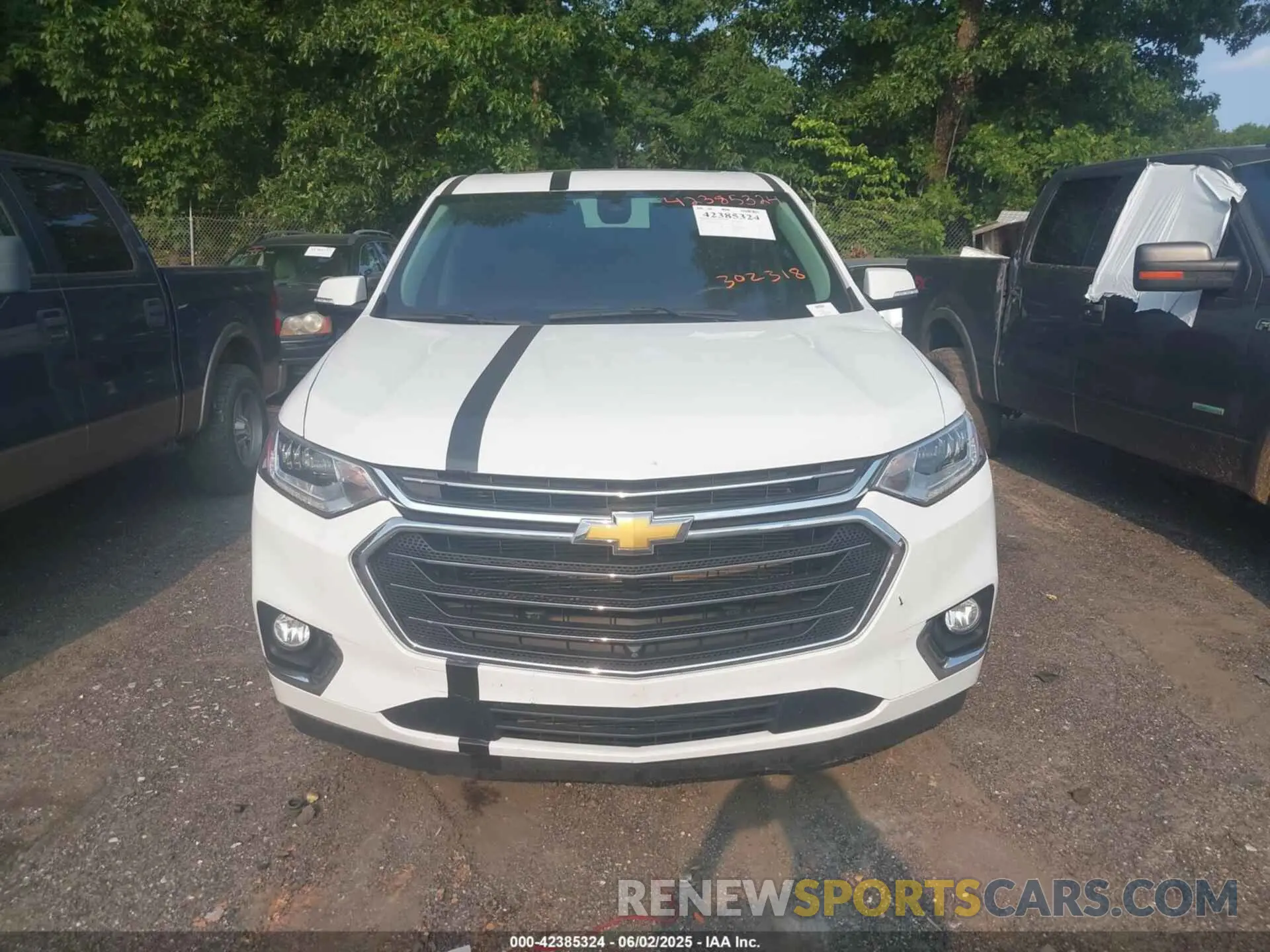 11 Photograph of a damaged car 1GNERKKW7LJ302318 CHEVROLET TRAVERSE 2020