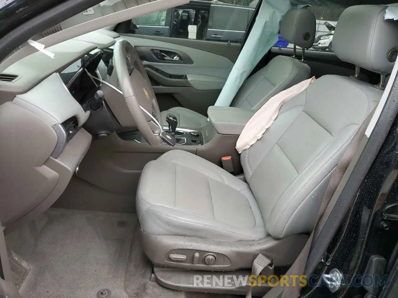7 Photograph of a damaged car 1GNERKKWXLJ184992 CHEVROLET TRAVERSE 2020