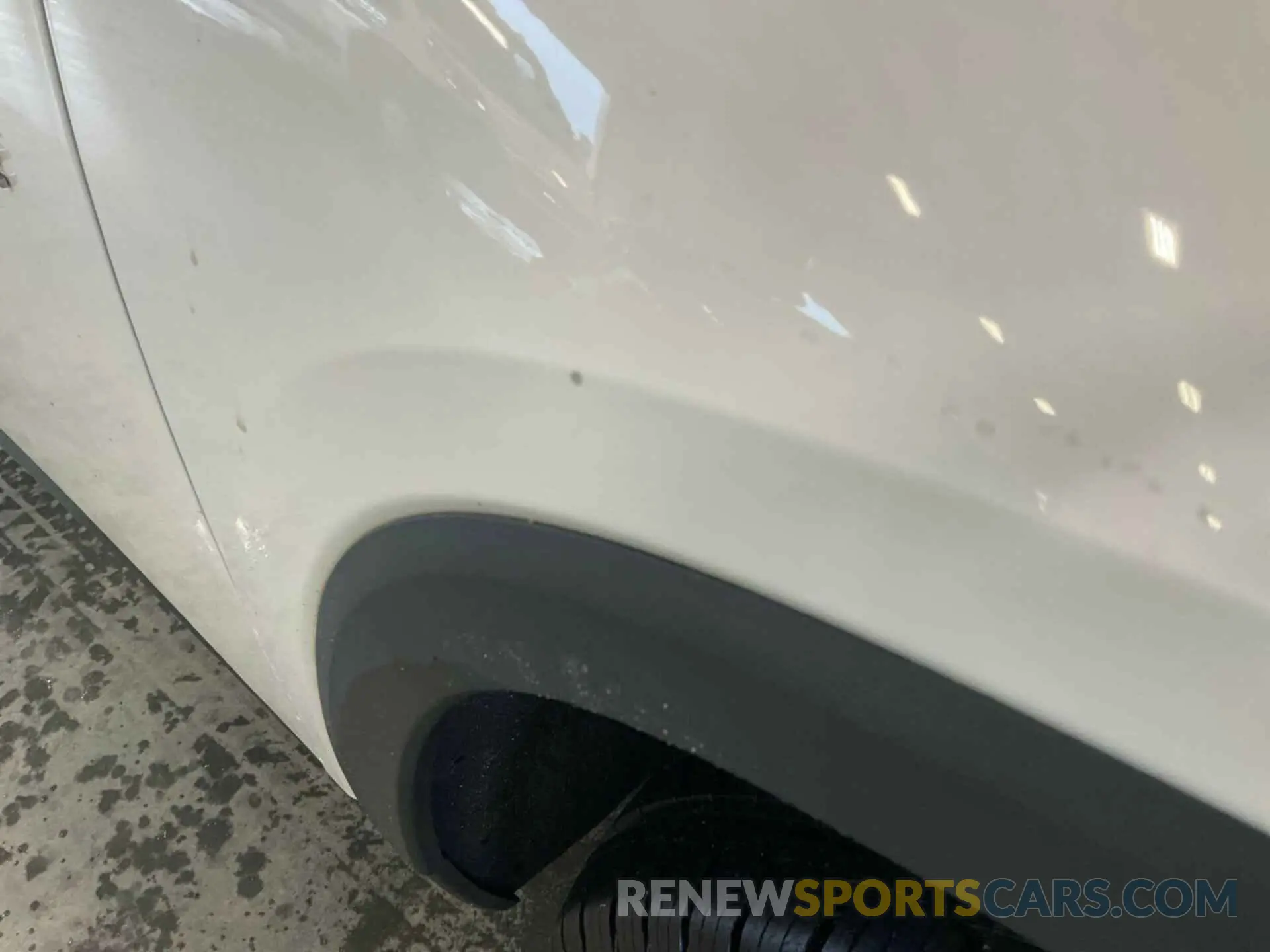28 Photograph of a damaged car 1GNERMKW3LJ238953 CHEVROLET TRAVERSE 2020