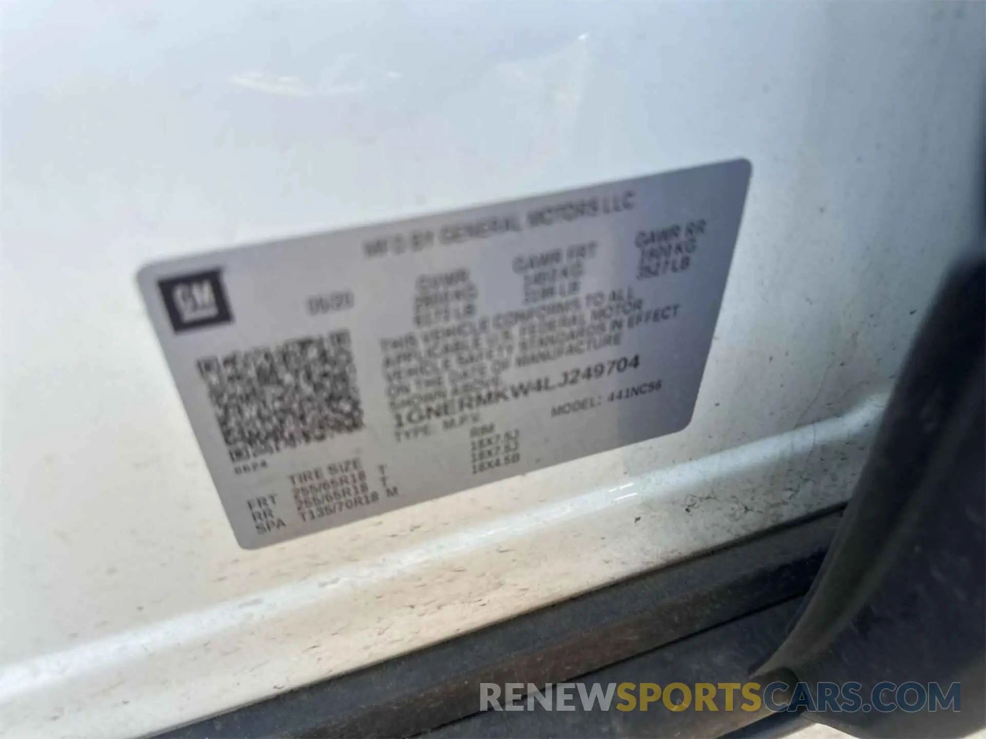 10 Photograph of a damaged car 1GNERMKW4LJ249704 CHEVROLET TRAVERSE 2020