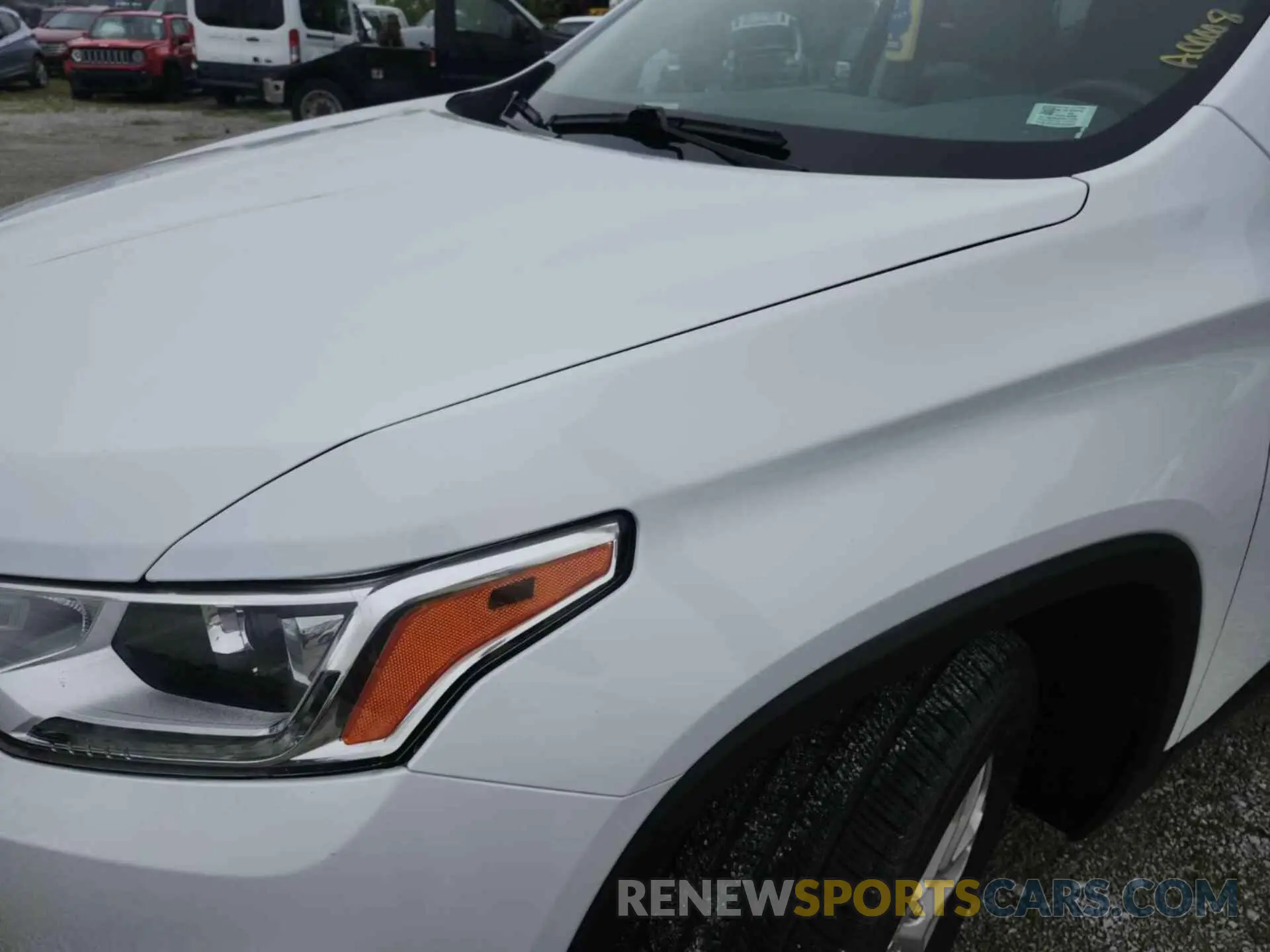 1 Photograph of a damaged car 1GNERMKW5LJ171370 CHEVROLET TRAVERSE 2020