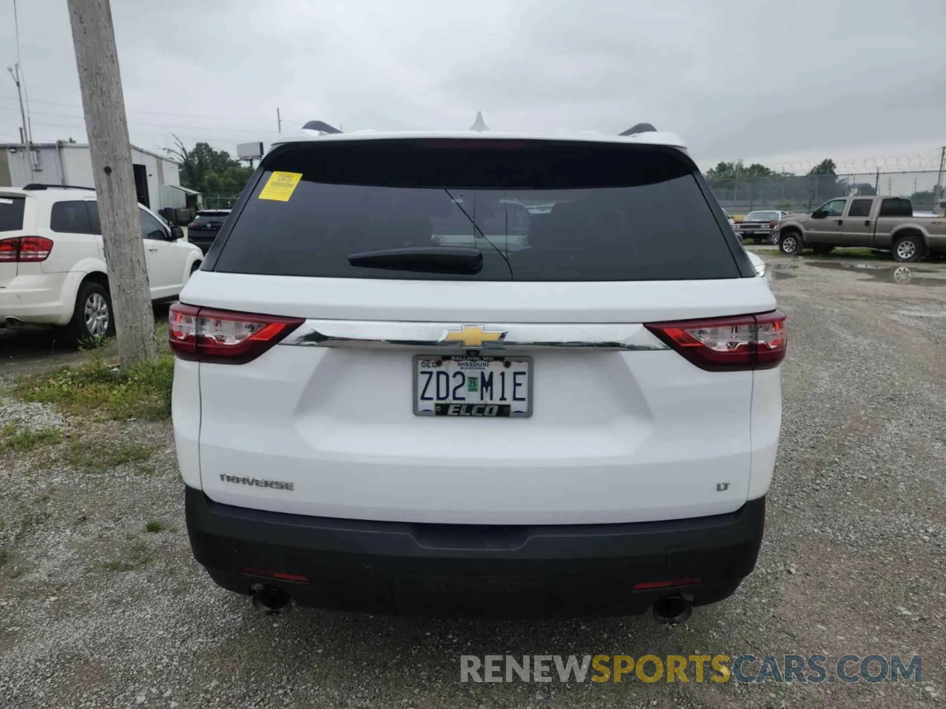 35 Photograph of a damaged car 1GNERMKW5LJ171370 CHEVROLET TRAVERSE 2020