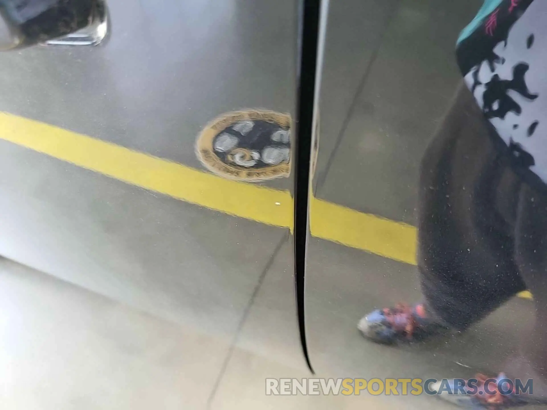 11 Photograph of a damaged car 1GNERMKW6LJ295583 CHEVROLET TRAVERSE 2020