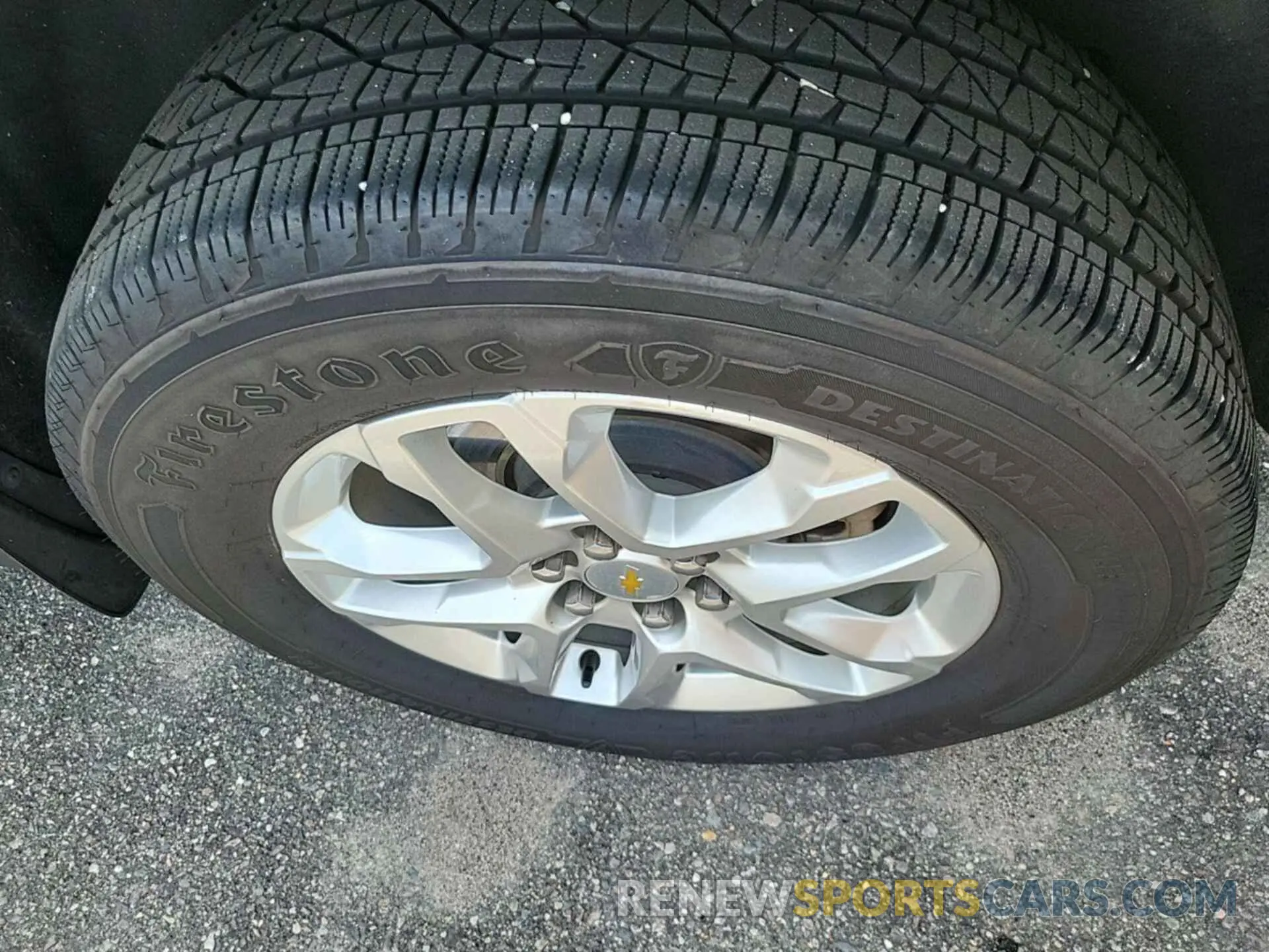 18 Photograph of a damaged car 1GNERMKW8LJ297402 CHEVROLET TRAVERSE 2020