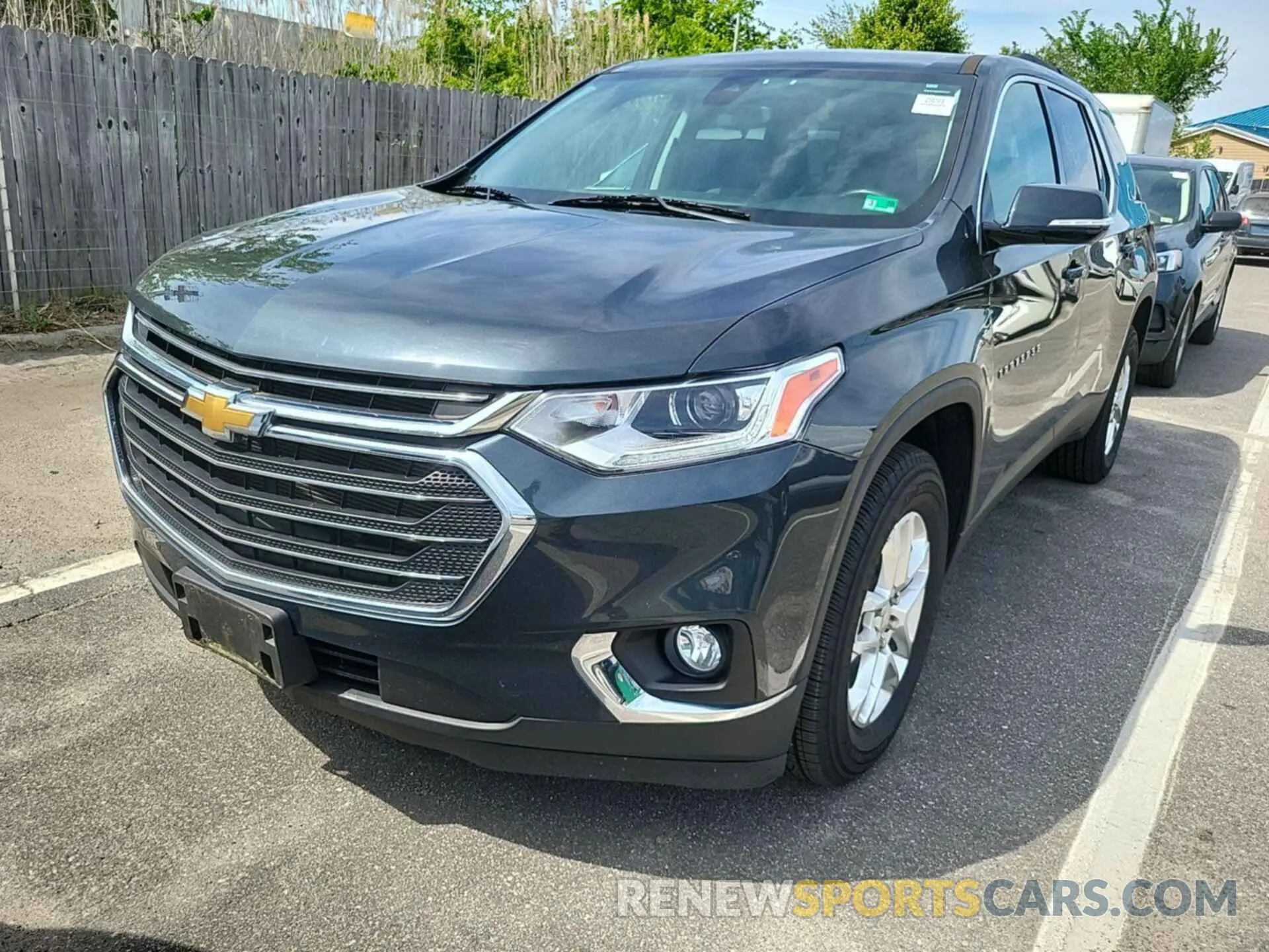 24 Photograph of a damaged car 1GNERMKW8LJ297402 CHEVROLET TRAVERSE 2020