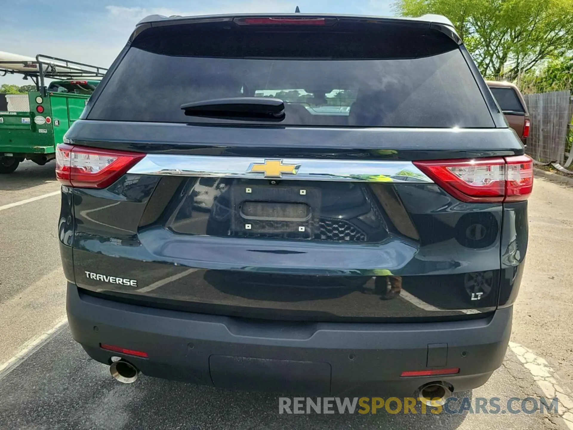29 Photograph of a damaged car 1GNERMKW8LJ297402 CHEVROLET TRAVERSE 2020