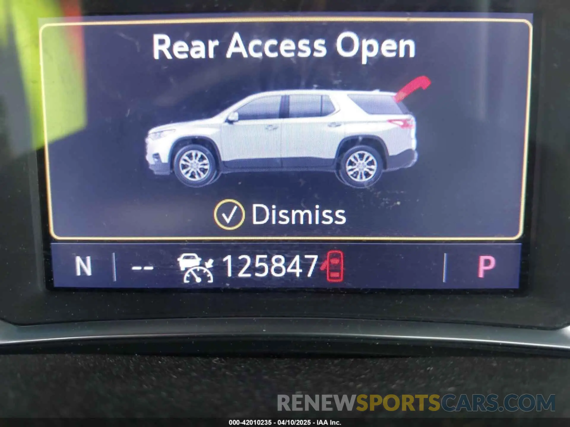 15 Photograph of a damaged car 1GNERNKW3LJ186049 CHEVROLET TRAVERSE 2020