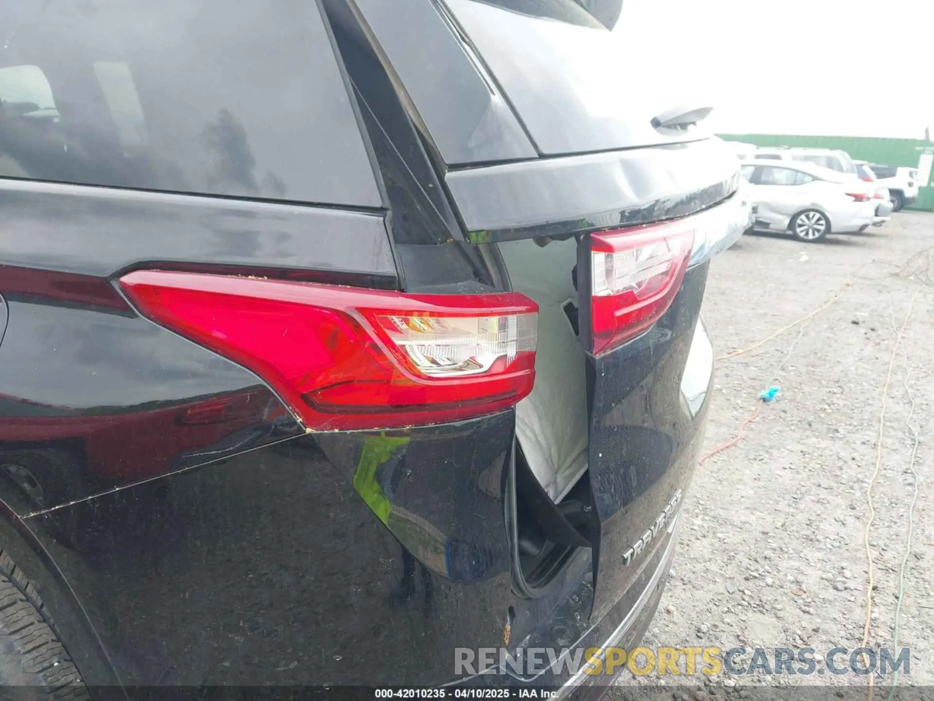20 Photograph of a damaged car 1GNERNKW3LJ186049 CHEVROLET TRAVERSE 2020