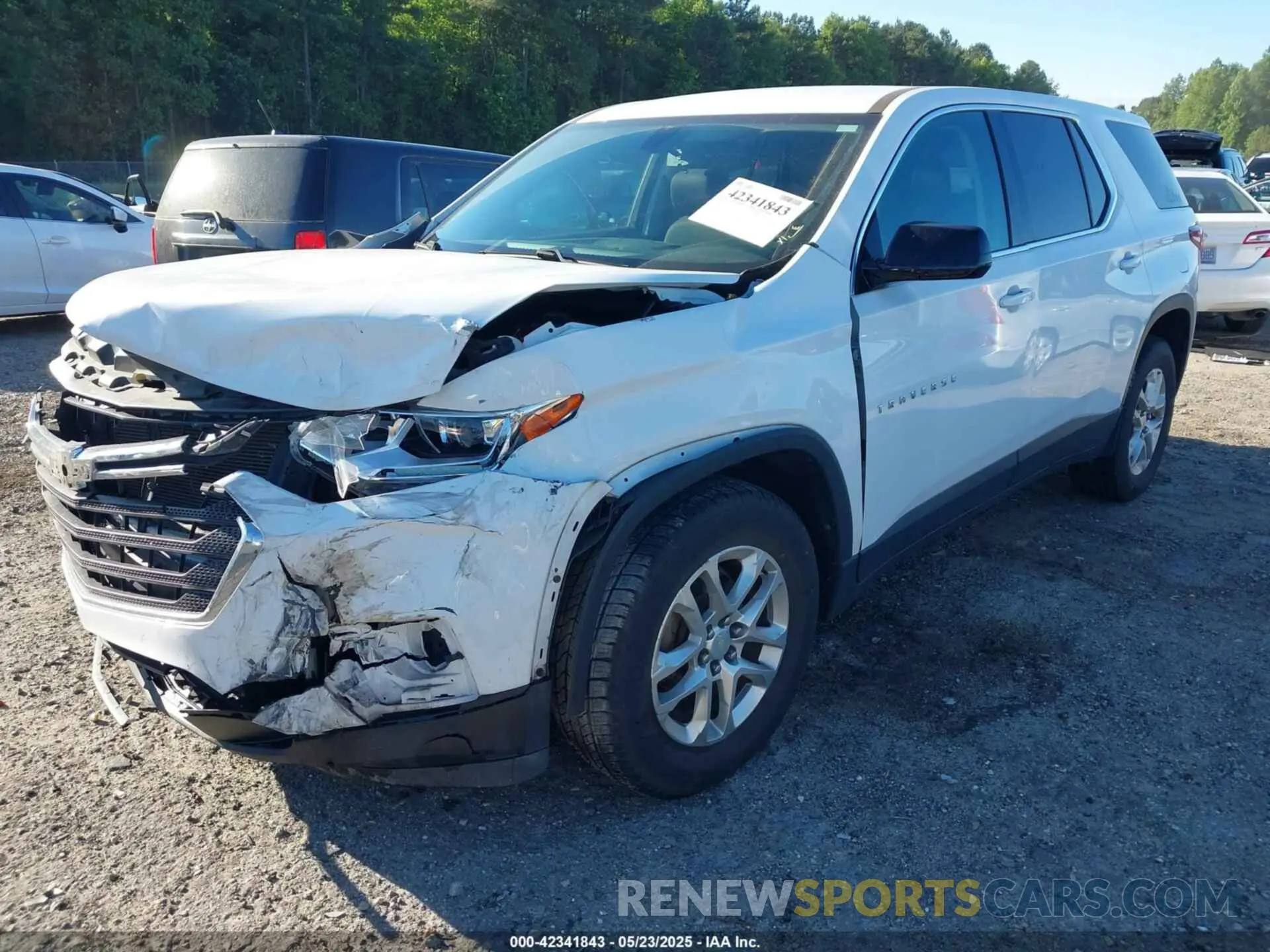 2 Photograph of a damaged car 1GNEVFKW0LJ191534 CHEVROLET TRAVERSE 2020