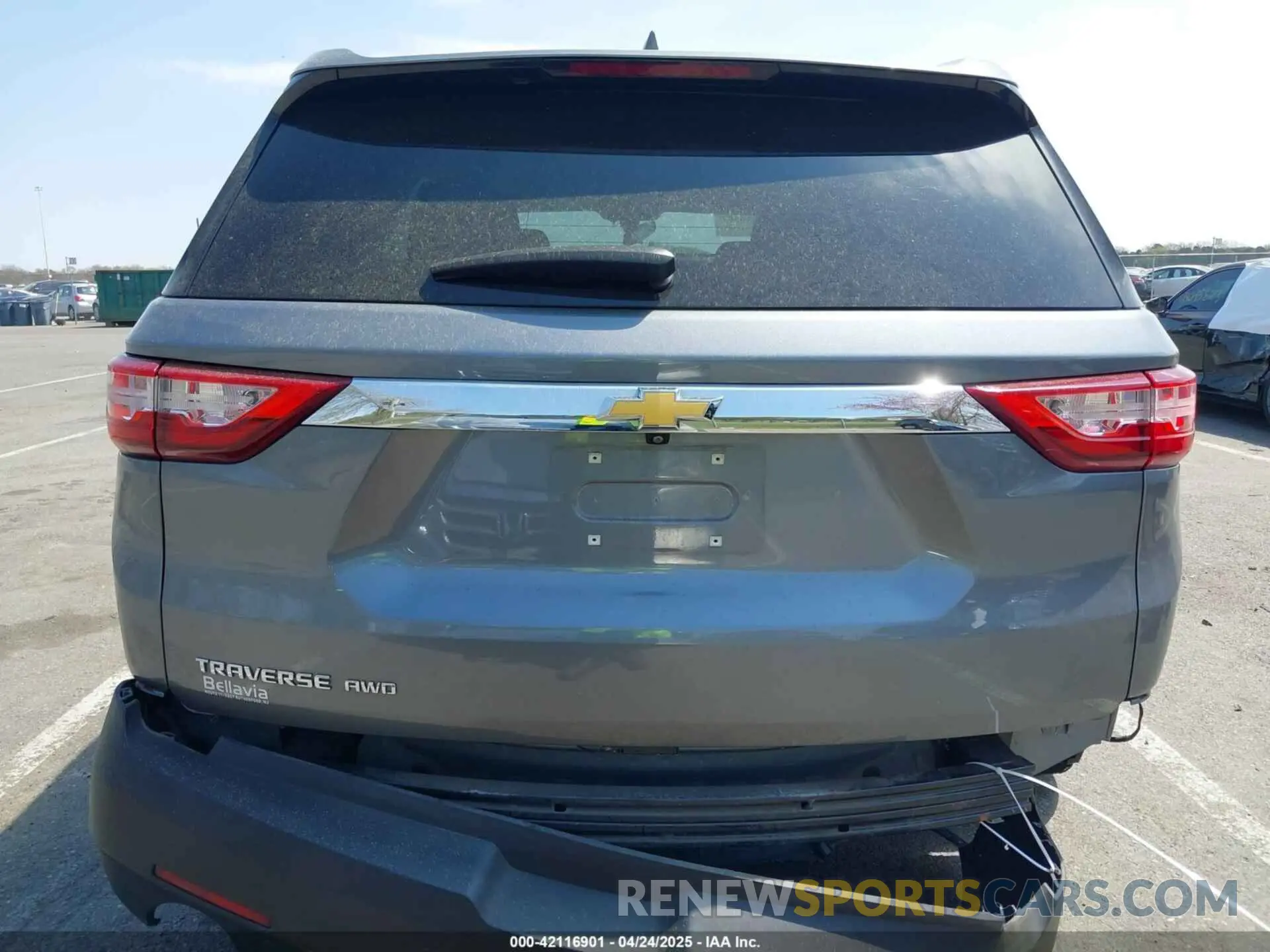 16 Photograph of a damaged car 1GNEVFKW1LJ251126 CHEVROLET TRAVERSE 2020