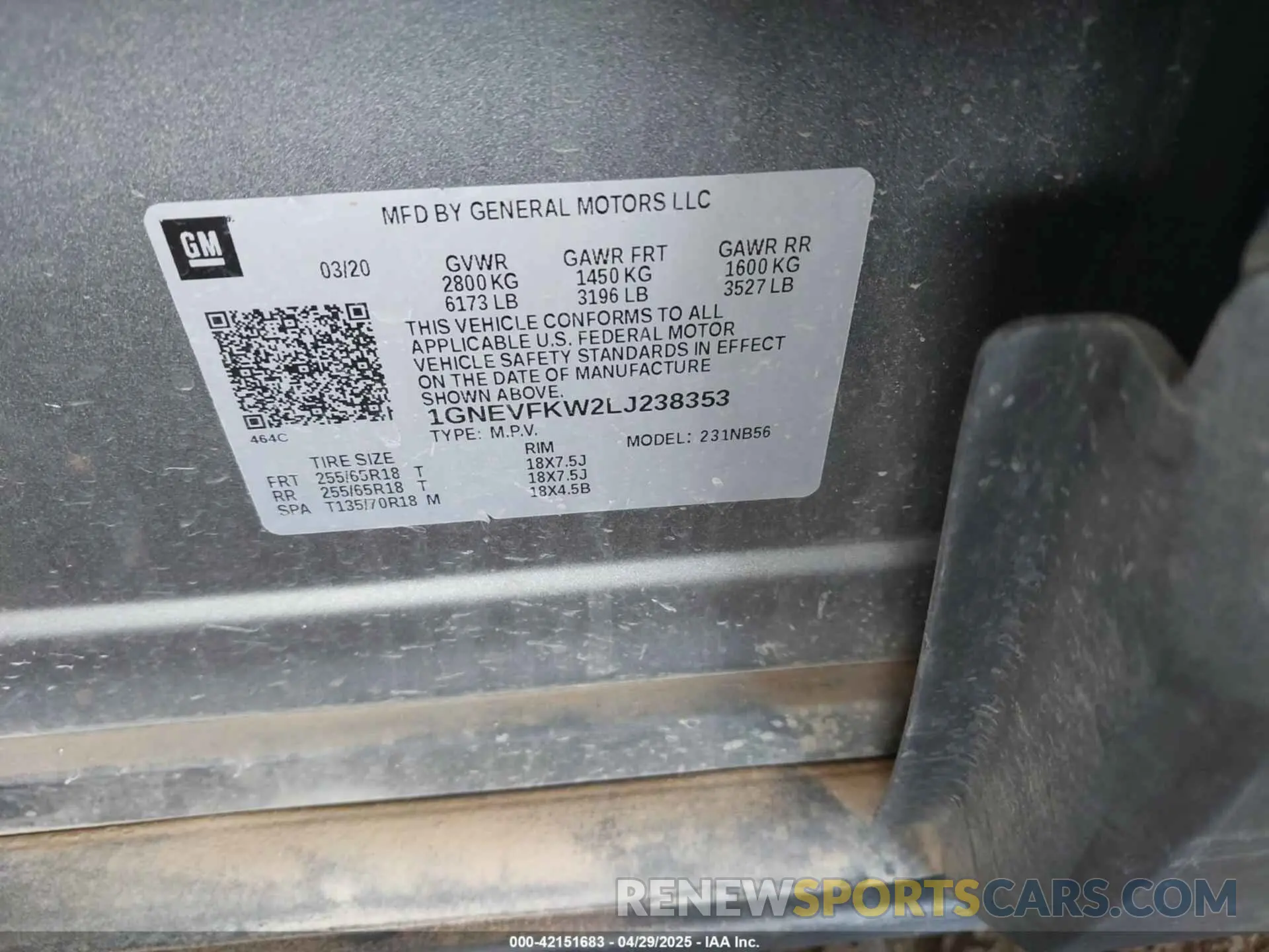 9 Photograph of a damaged car 1GNEVFKW2LJ238353 CHEVROLET TRAVERSE 2020