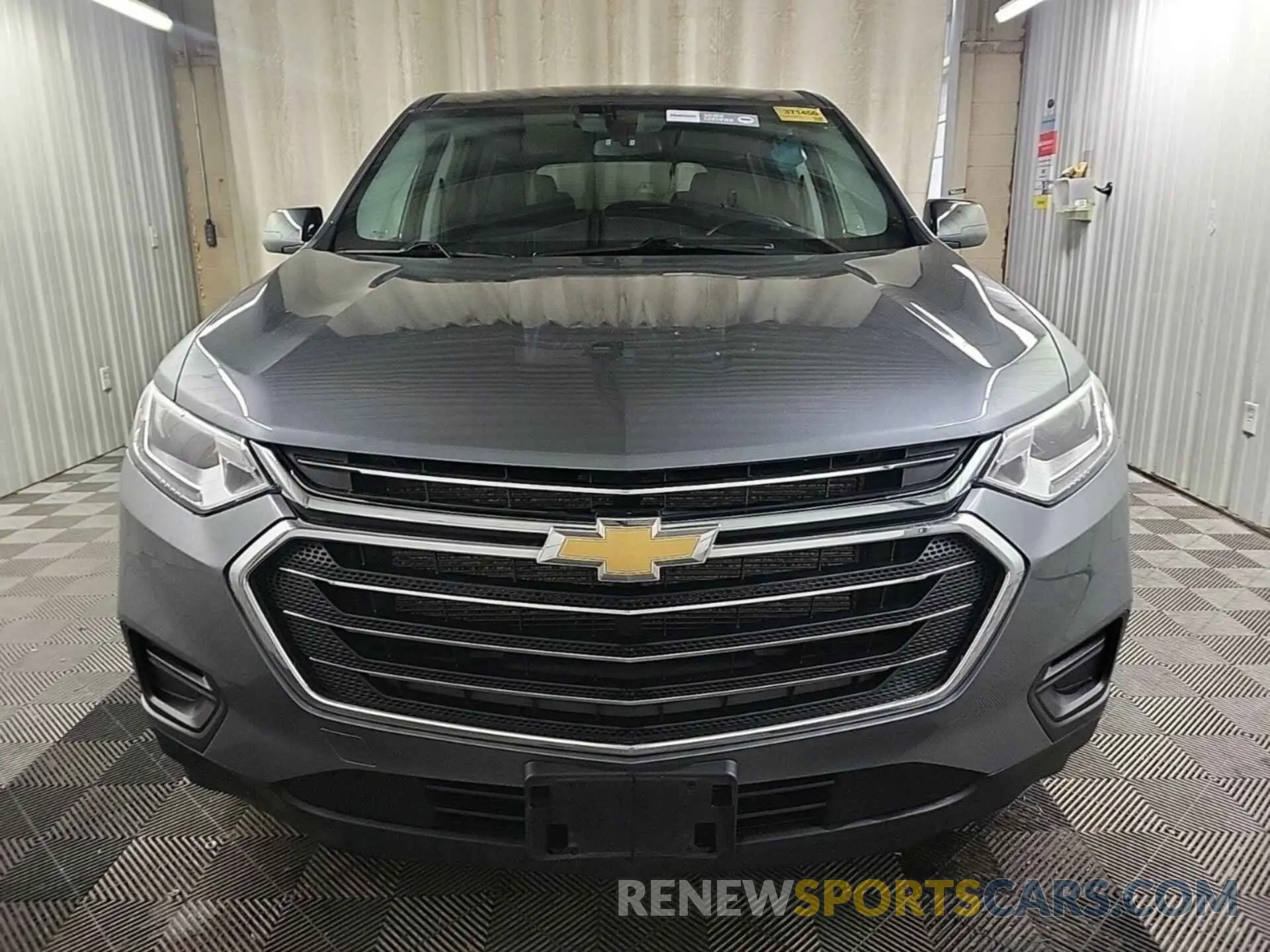 11 Photograph of a damaged car 1GNEVFKW3LJ274665 CHEVROLET TRAVERSE 2020