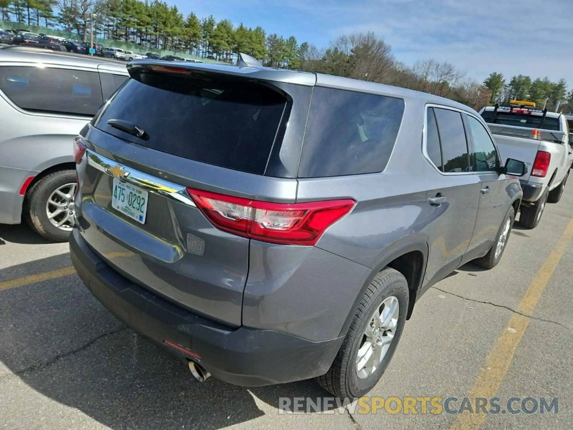 15 Photograph of a damaged car 1GNEVFKW3LJ274665 CHEVROLET TRAVERSE 2020