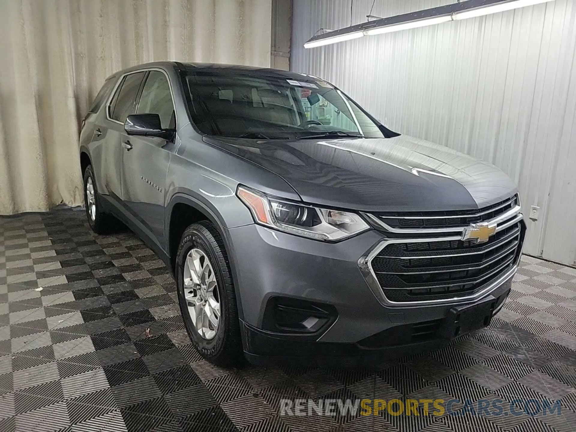 21 Photograph of a damaged car 1GNEVFKW3LJ274665 CHEVROLET TRAVERSE 2020
