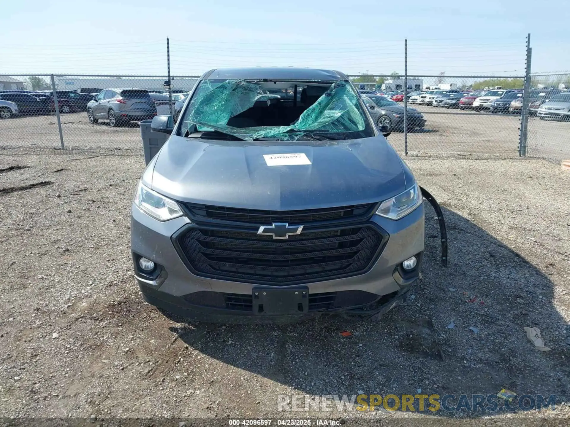12 Photograph of a damaged car 1GNEVFKW4LJ311948 CHEVROLET TRAVERSE 2020