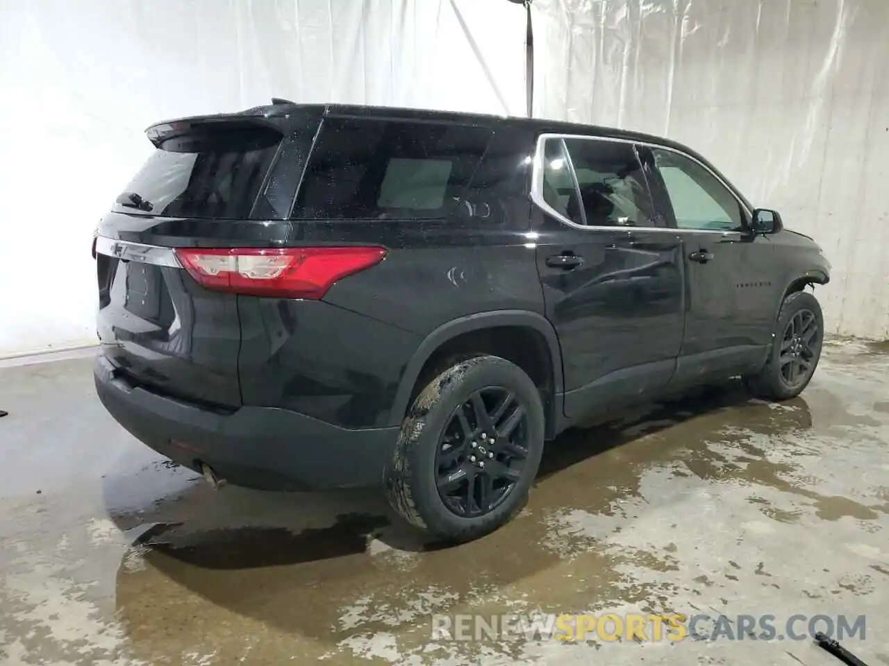 3 Photograph of a damaged car 1GNEVFKW7LJ103580 CHEVROLET TRAVERSE 2020