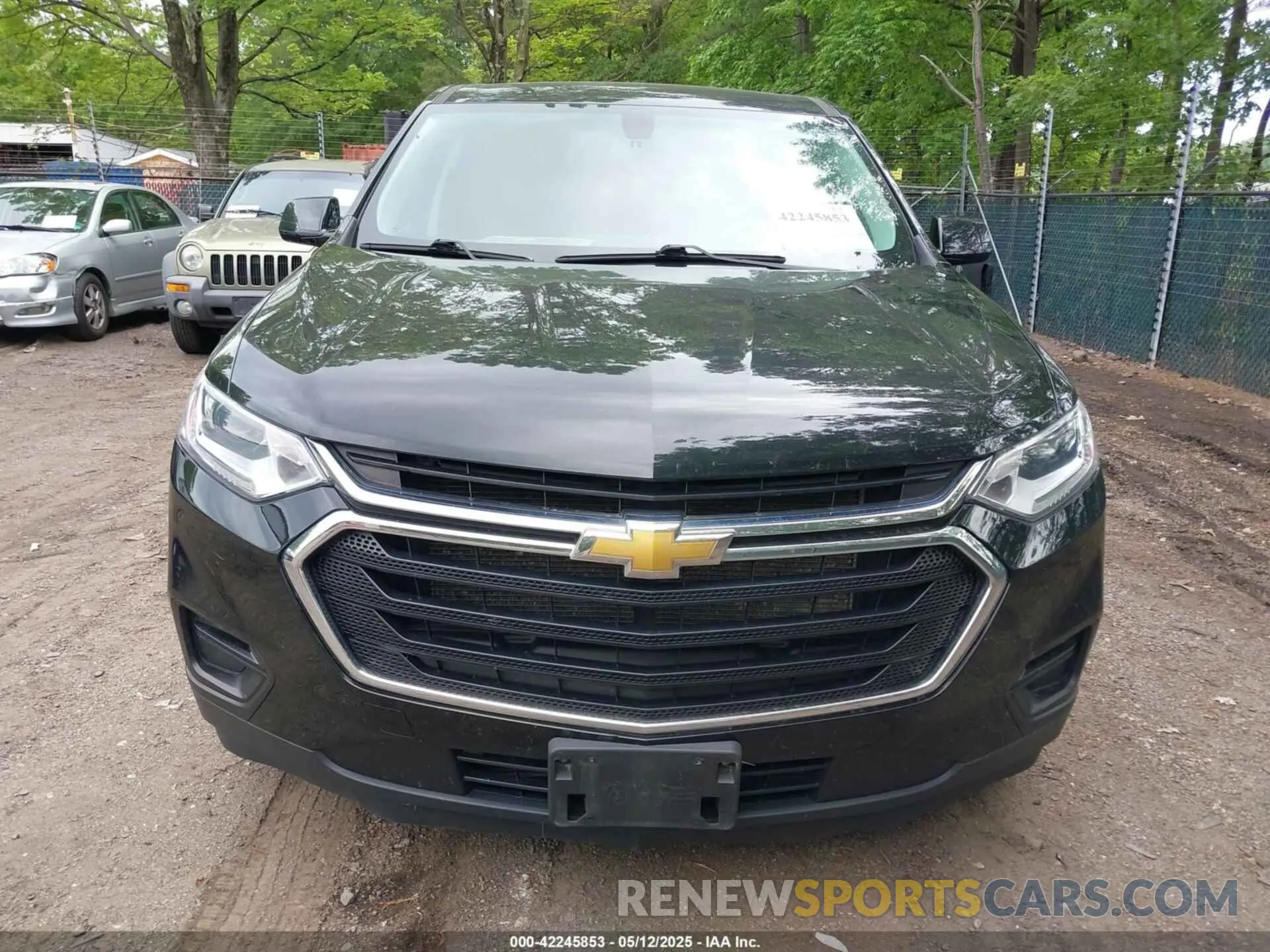 6 Photograph of a damaged car 1GNEVFKWXLJ259449 CHEVROLET TRAVERSE 2020
