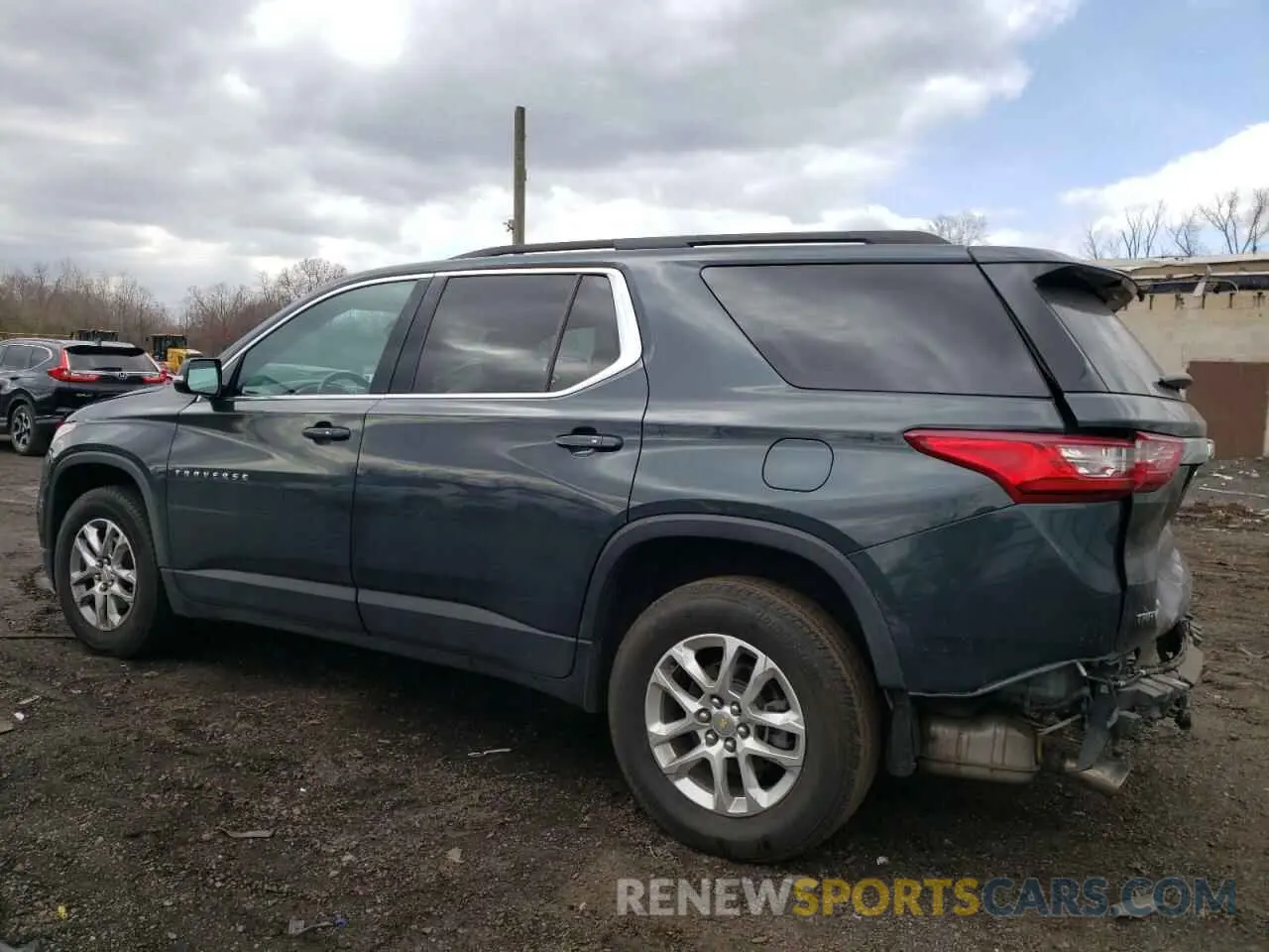2 Photograph of a damaged car 1GNEVGKW0LJ103846 CHEVROLET TRAVERSE 2020