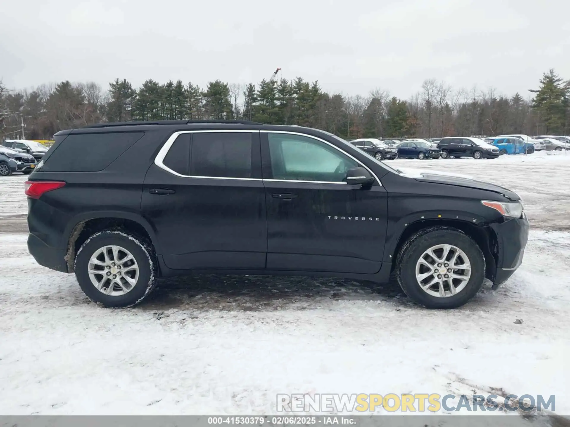 13 Photograph of a damaged car 1GNEVGKW0LJ177896 CHEVROLET TRAVERSE 2020