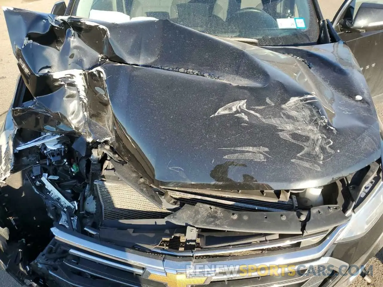 12 Photograph of a damaged car 1GNEVGKW0LJ326677 CHEVROLET TRAVERSE 2020
